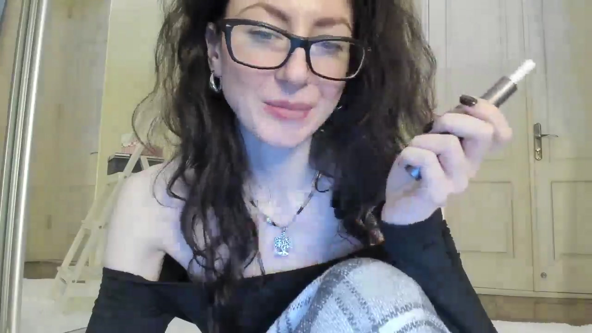 Gallery image thumbnail from Baby_Jewel's myfreecams stream on, 01/12/2025, 15:40 image 12 of 20