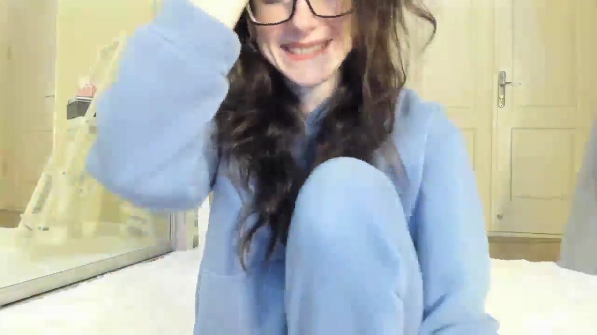 Gallery image thumbnail from Baby_Jewel's myfreecams stream on, 01/14/2025, 11:58 image 11 of 20