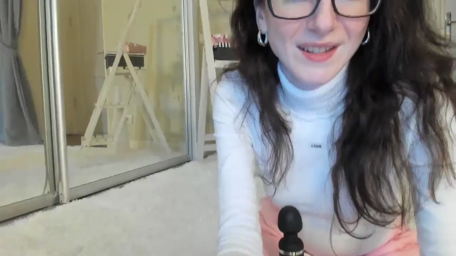 Gallery image thumbnail from Baby_Jewel's myfreecams stream on, 01/16/2025, 12:47 image 4 of 20