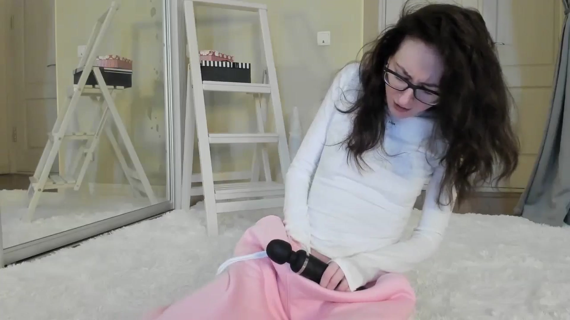 Gallery image thumbnail from Baby_Jewel's myfreecams stream on, 01/16/2025, 12:47 image 6 of 20