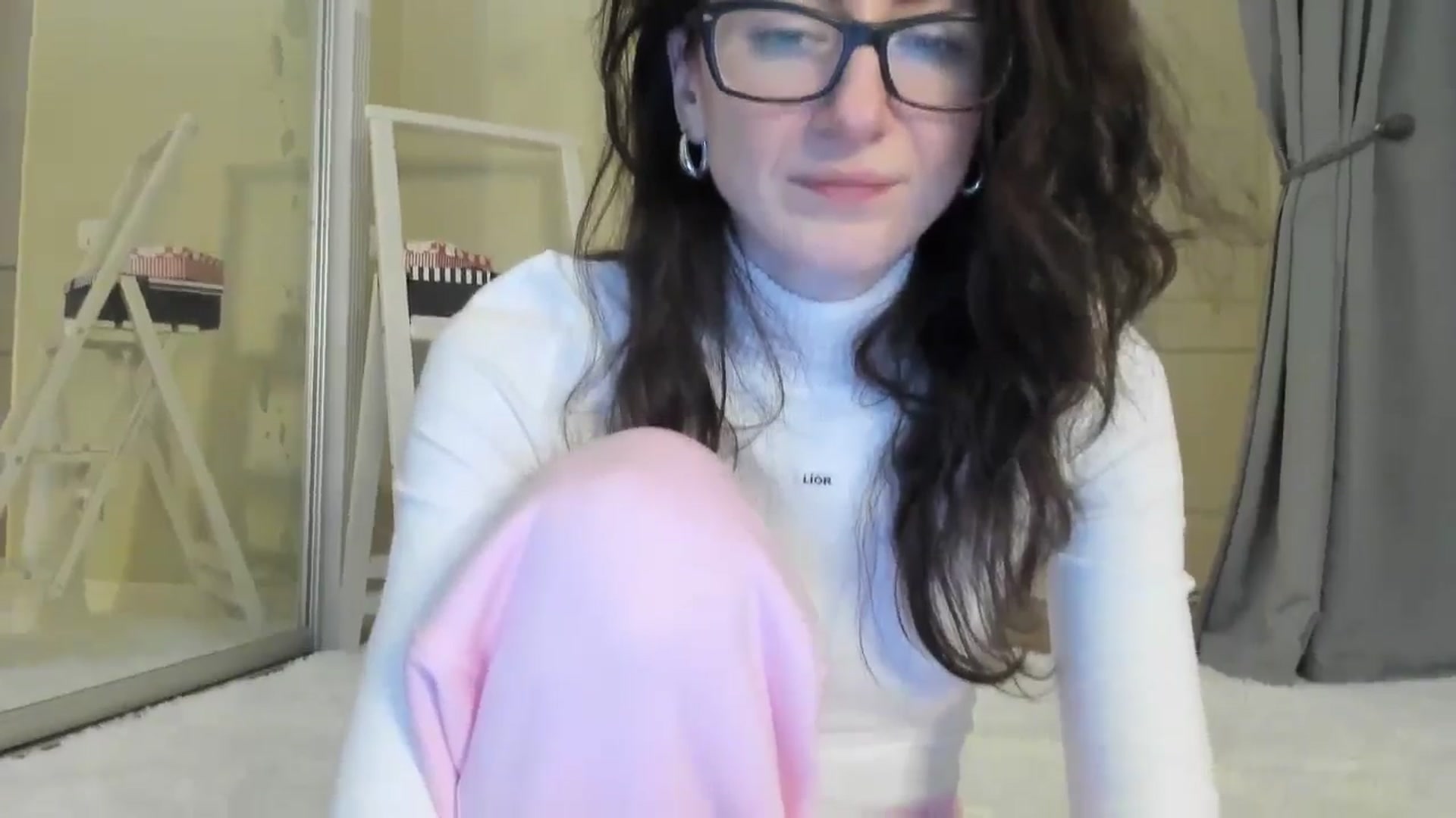 Gallery image thumbnail from Baby_Jewel's myfreecams stream on, 01/16/2025, 12:47 image 17 of 20