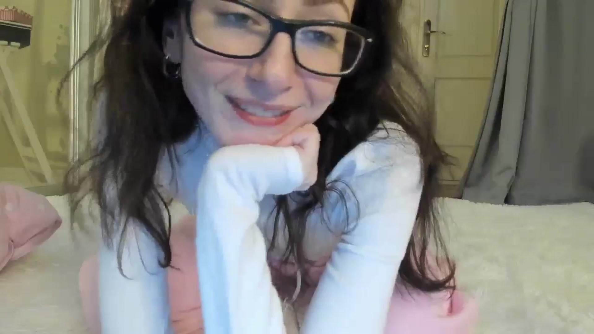 Gallery image thumbnail from Baby_Jewel's myfreecams stream on, 01/16/2025, 17:03 image 15 of 20