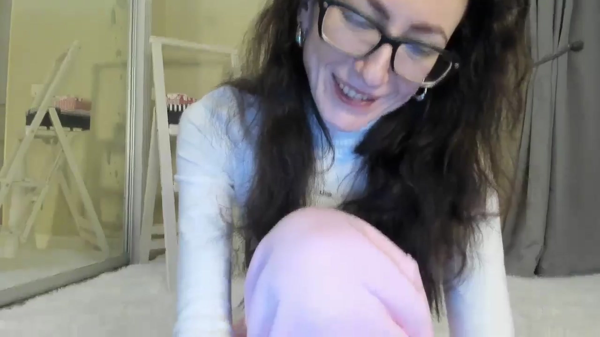 Gallery image thumbnail from Baby_Jewel's myfreecams stream on, 01/16/2025, 17:03 image 8 of 20