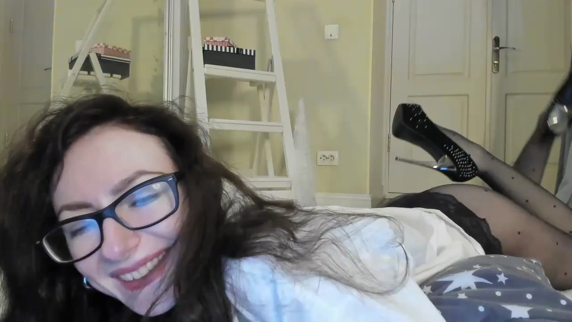 Gallery image thumbnail from Baby_Jewel's myfreecams stream on, 01/17/2025, 15:39 image 9 of 20