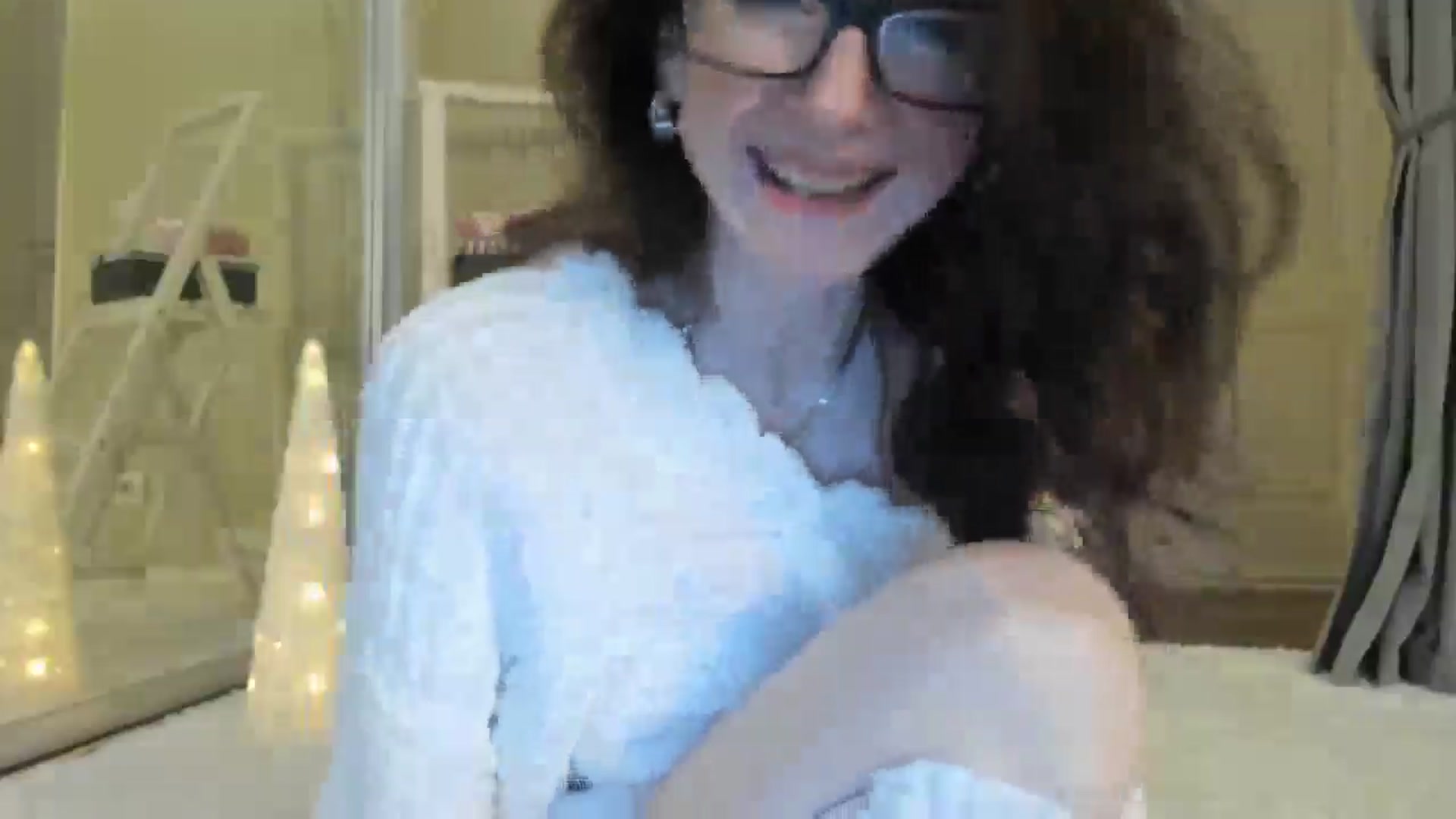 Gallery image thumbnail from Baby_Jewel's myfreecams stream on, 01/19/2025, 12:14 image 16 of 20