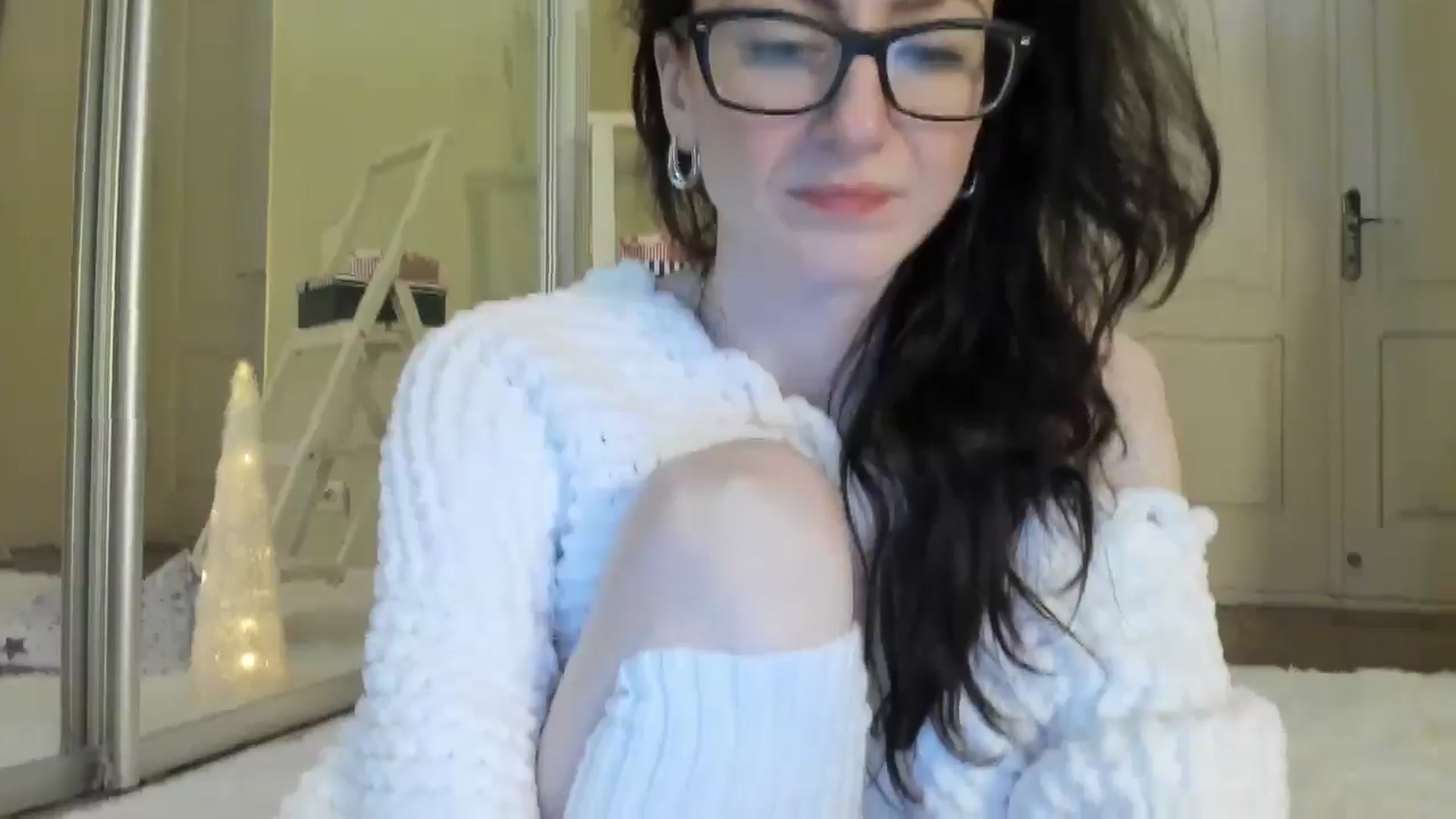 Gallery image thumbnail from Baby_Jewel's myfreecams stream on, 01/19/2025, 13:06 image 7 of 20