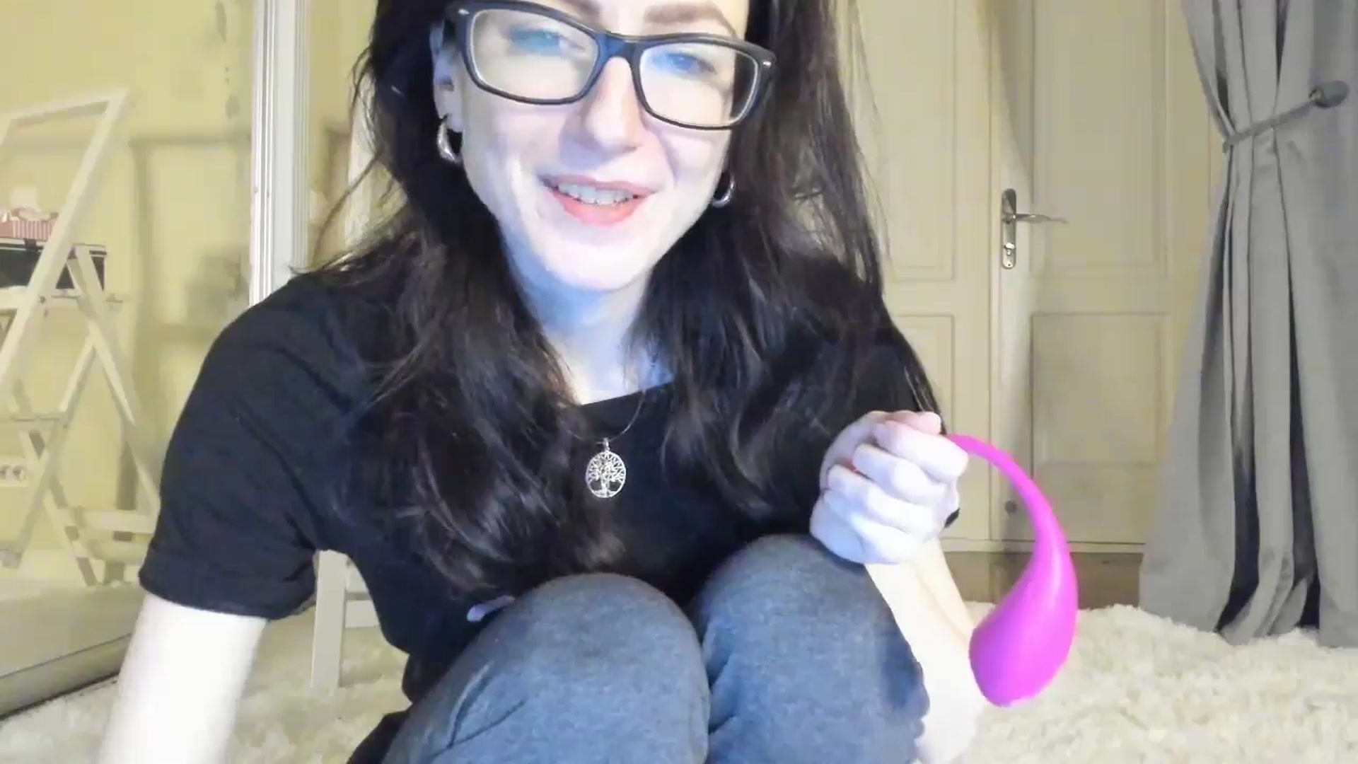Gallery image thumbnail from Baby_Jewel's myfreecams stream on, 02/02/2025, 12:15 image 2 of 20