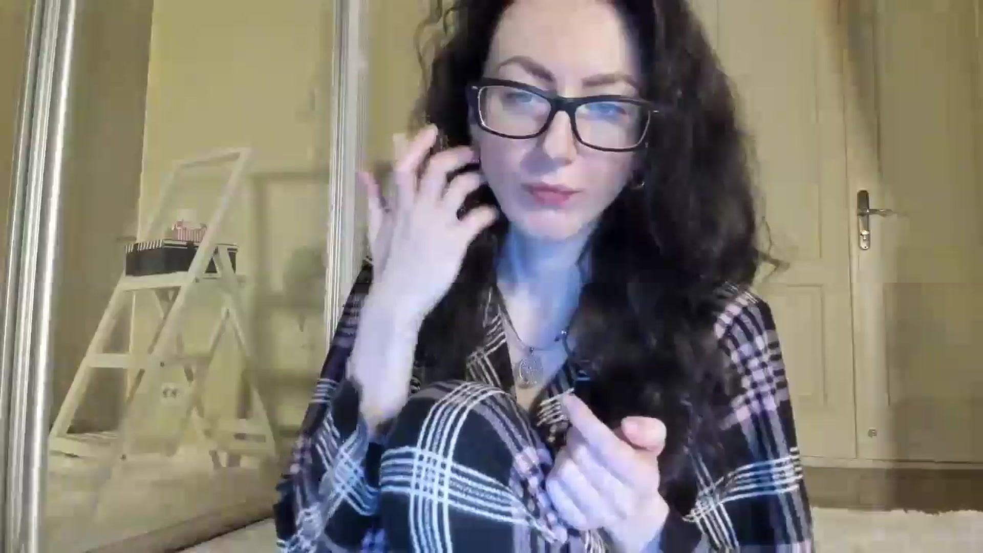 Gallery image thumbnail from Baby_Jewel's myfreecams stream on, 02/04/2025, 12:37 image 12 of 20