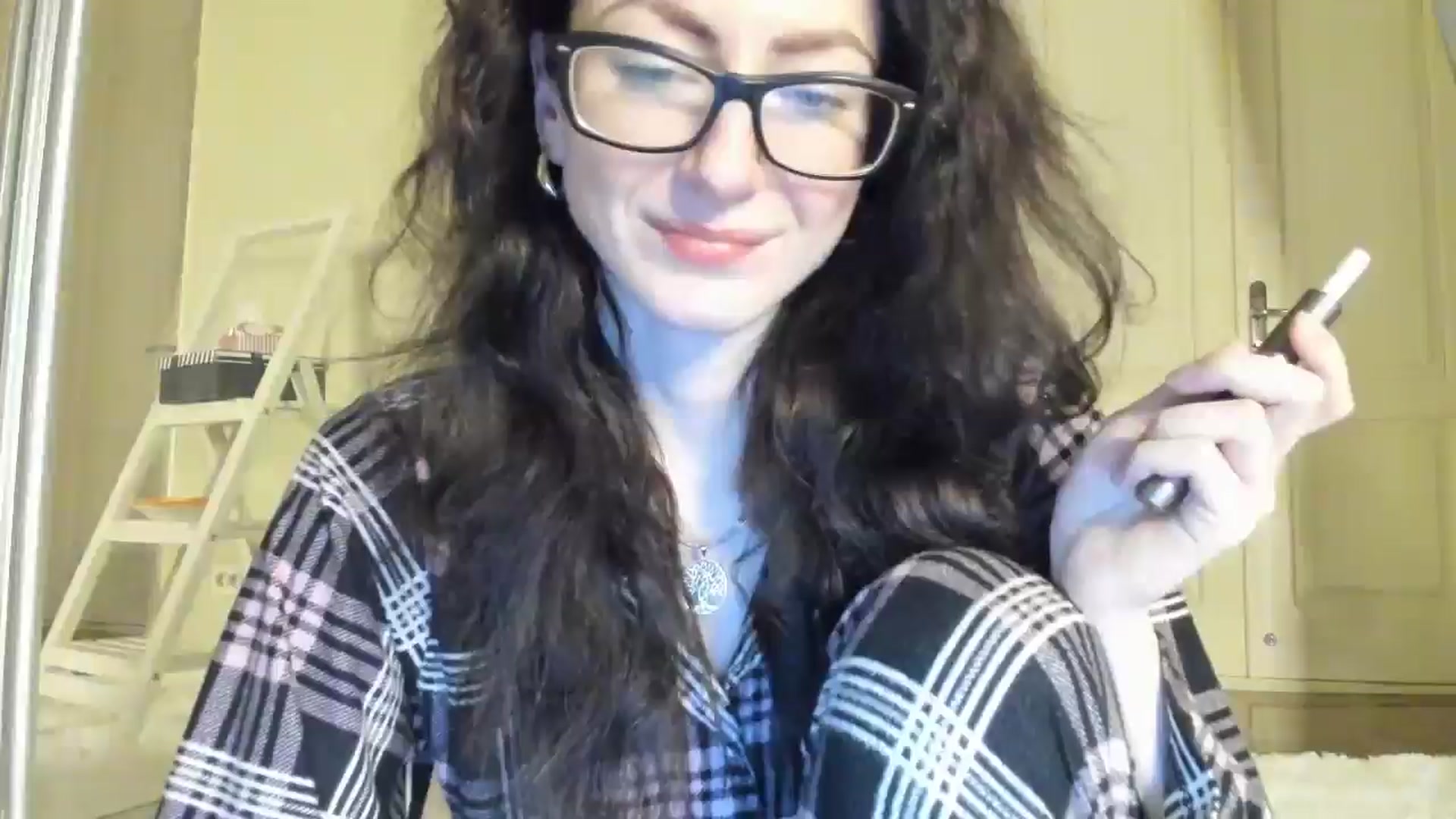 Gallery image thumbnail from Baby_Jewel's myfreecams stream on, 02/04/2025, 12:37 image 6 of 20