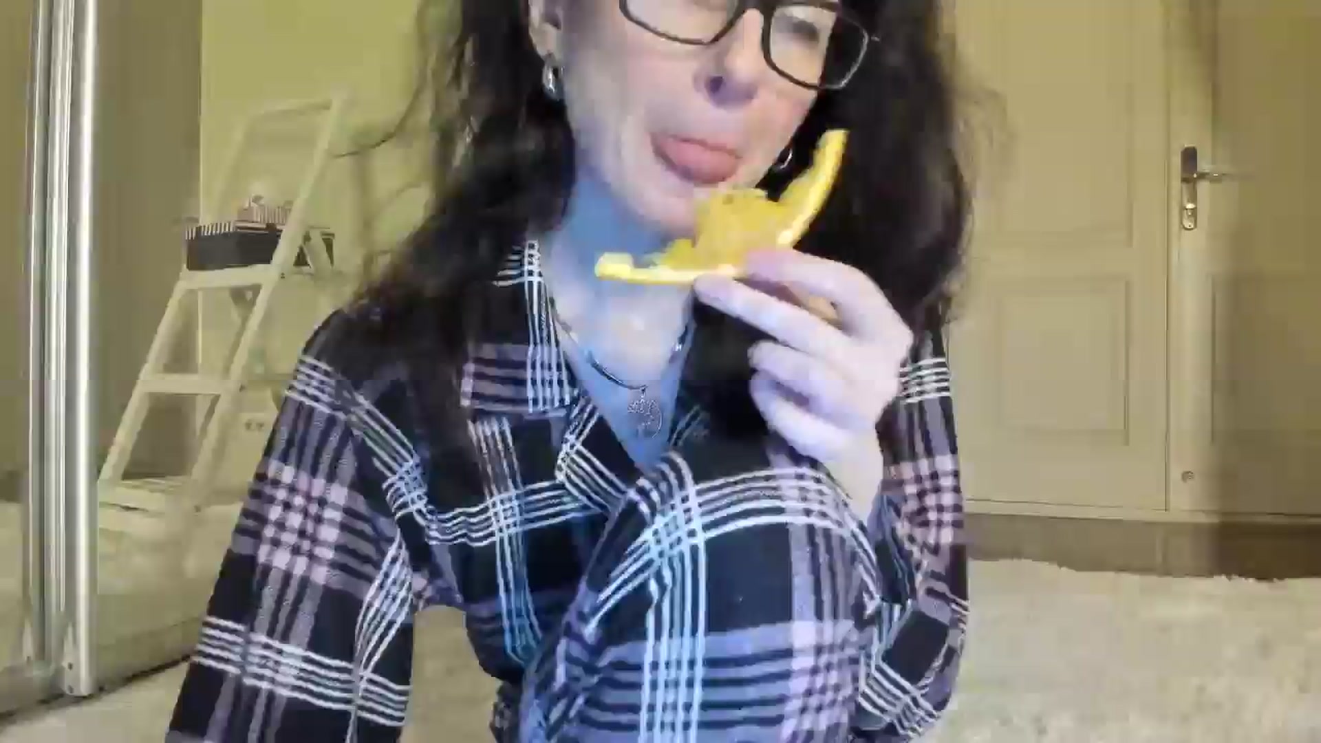 Gallery image thumbnail from Baby_Jewel's myfreecams stream on, 02/04/2025, 12:37 image 13 of 20