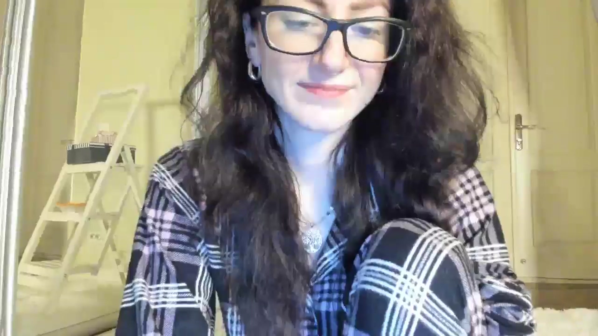 Gallery image thumbnail from Baby_Jewel's myfreecams stream on, 02/04/2025, 12:37 image 7 of 20