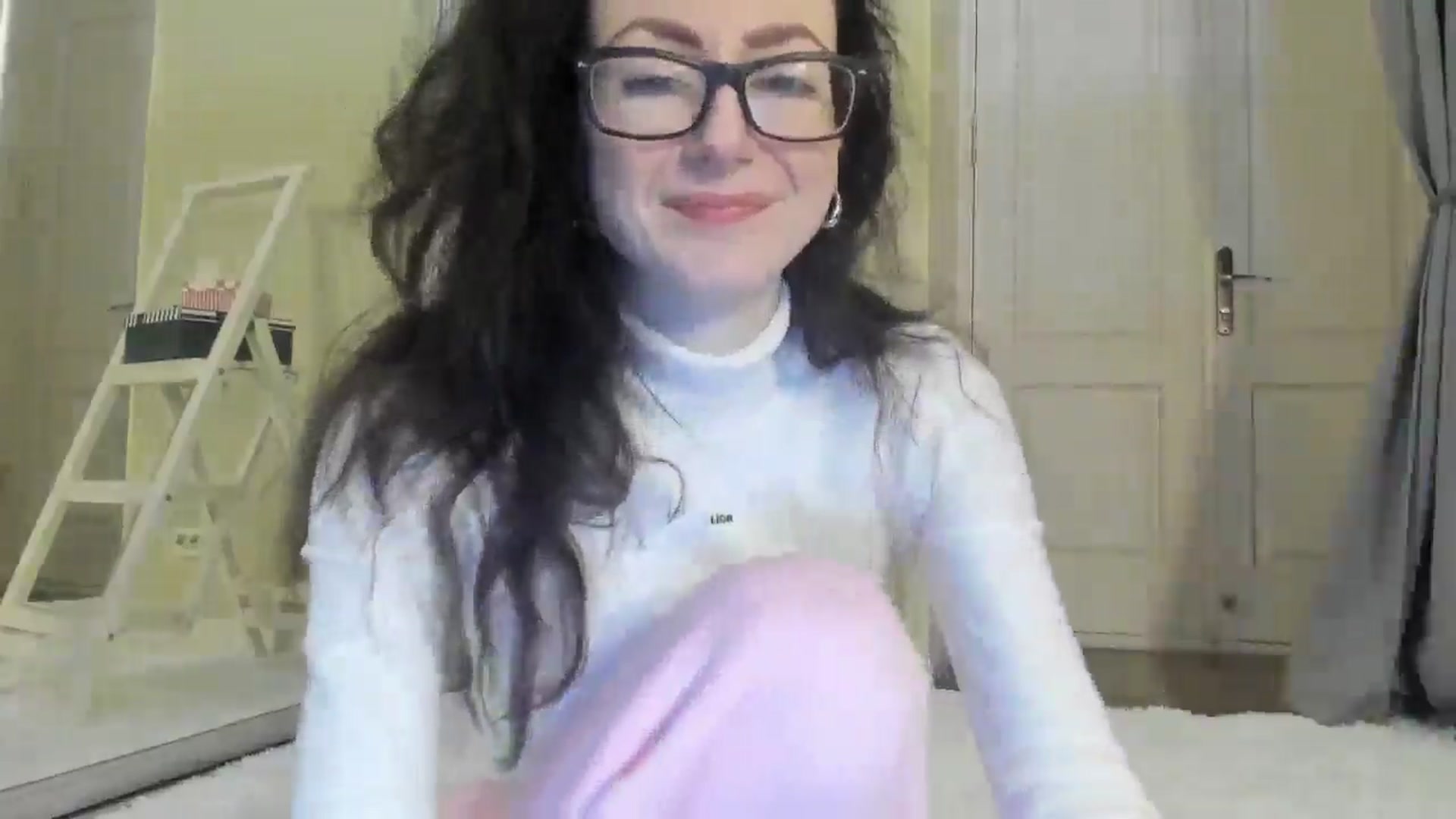 Gallery image thumbnail from Baby_Jewel's myfreecams stream on, 02/05/2025, 12:45 image 5 of 20