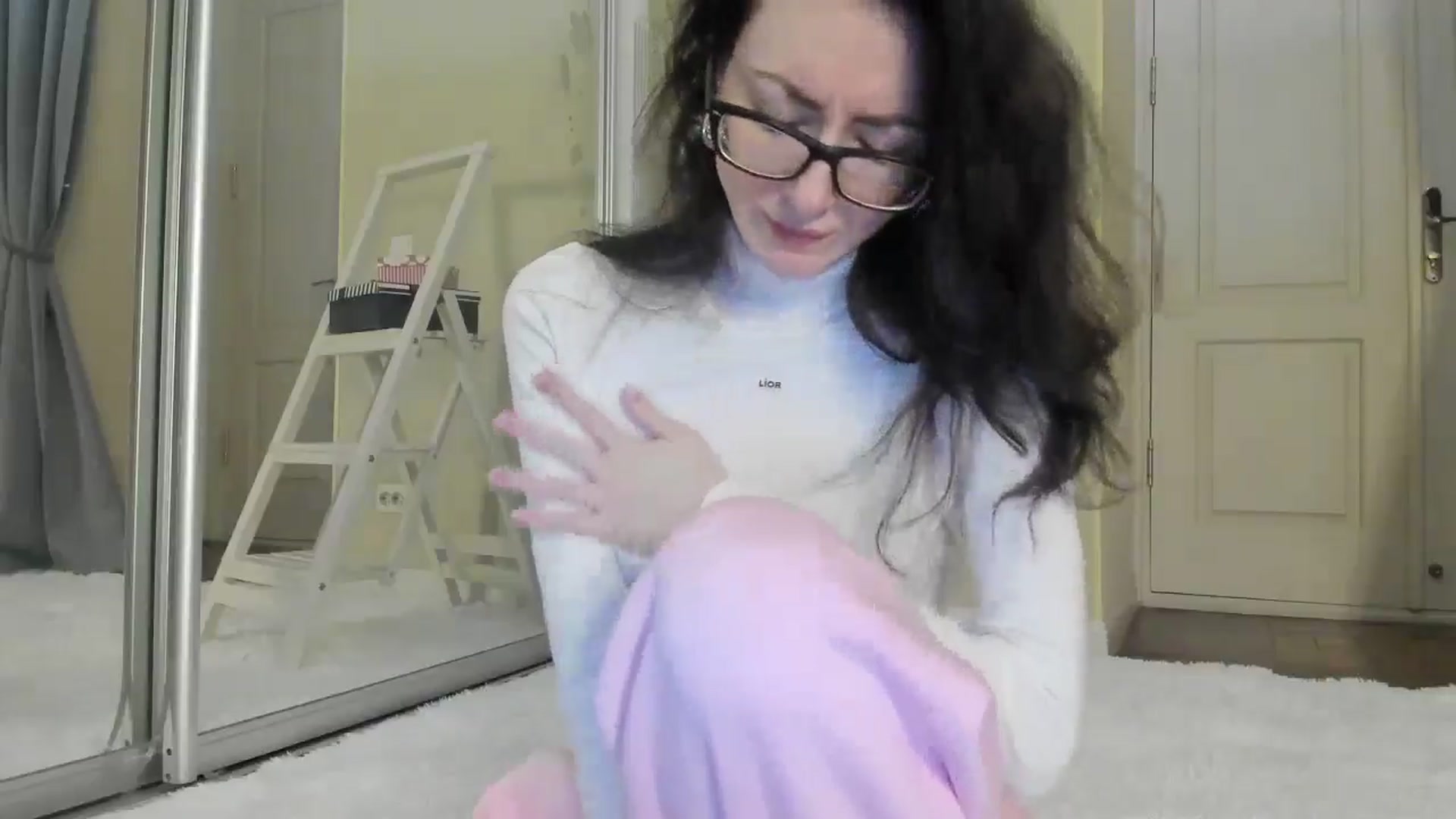 Gallery image thumbnail from Baby_Jewel's myfreecams stream on, 02/05/2025, 12:45 image 8 of 20