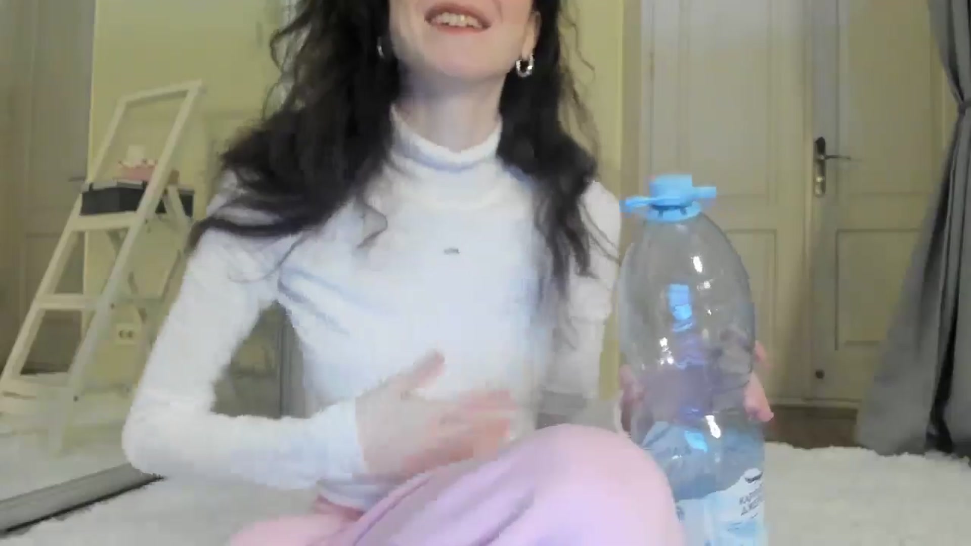 Gallery image thumbnail from Baby_Jewel's myfreecams stream on, 02/05/2025, 12:45 image 2 of 20