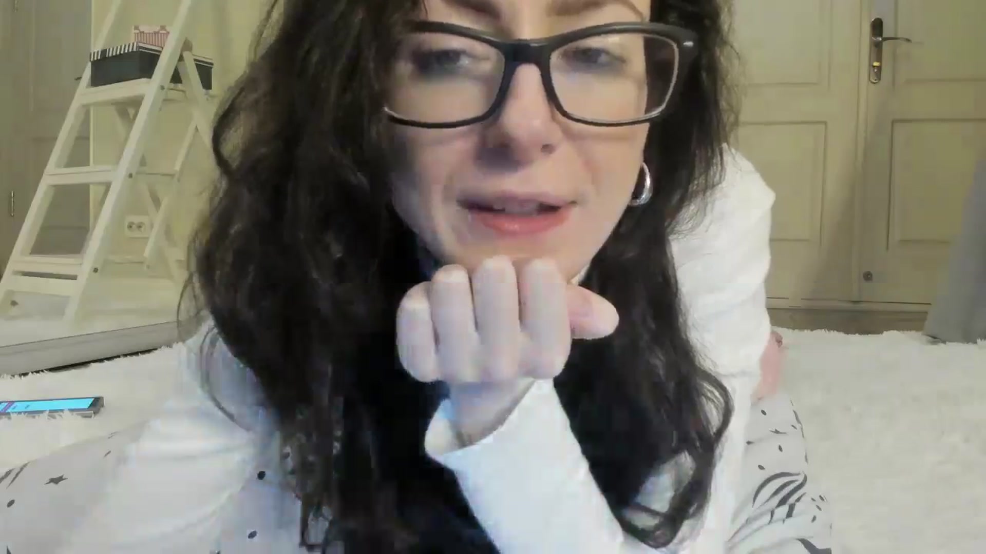 Gallery image thumbnail from Baby_Jewel's myfreecams stream on, 02/05/2025, 14:10 image 15 of 20