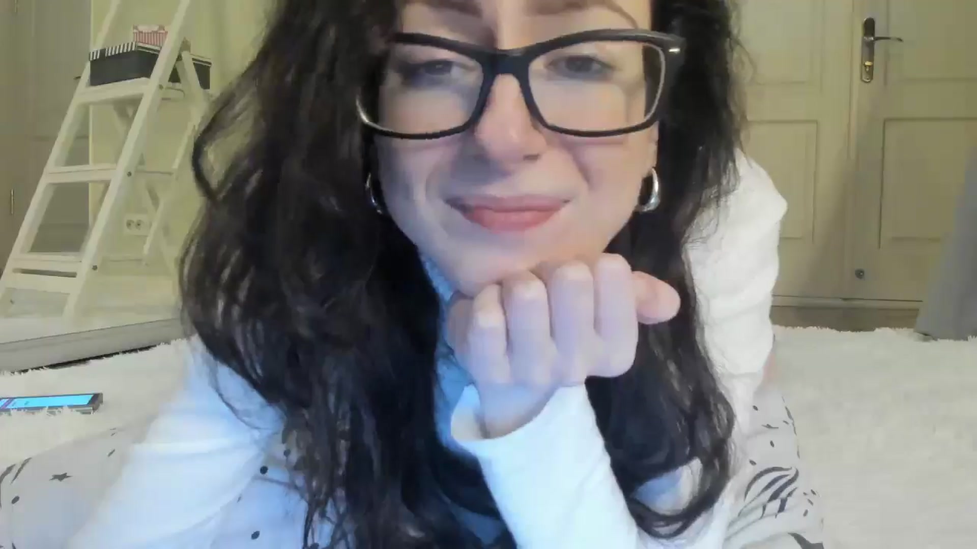 Gallery image thumbnail from Baby_Jewel's myfreecams stream on, 02/05/2025, 14:10 image 14 of 20