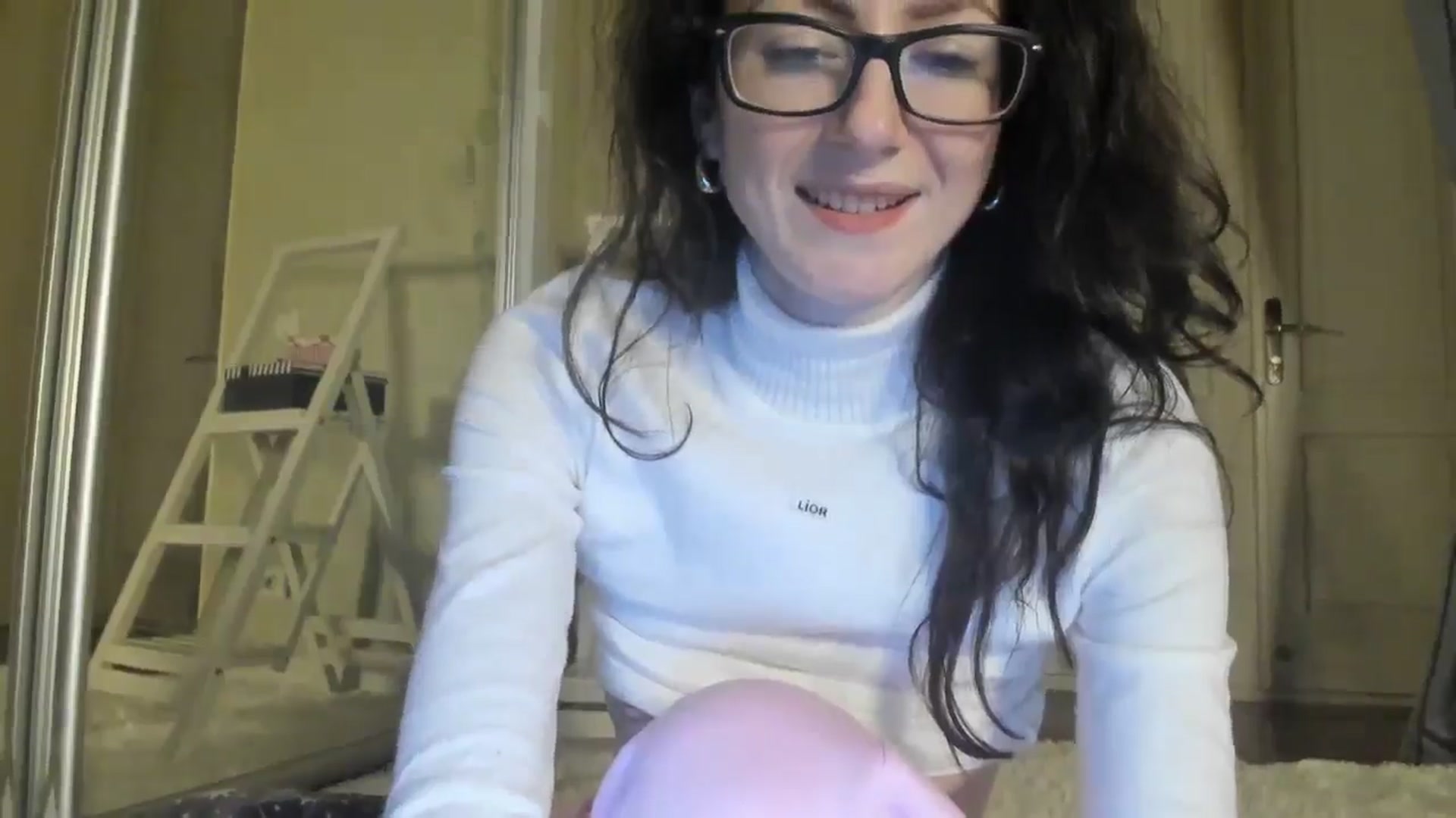 Gallery image thumbnail from Baby_Jewel's myfreecams stream on, 02/05/2025, 15:39 image 14 of 20