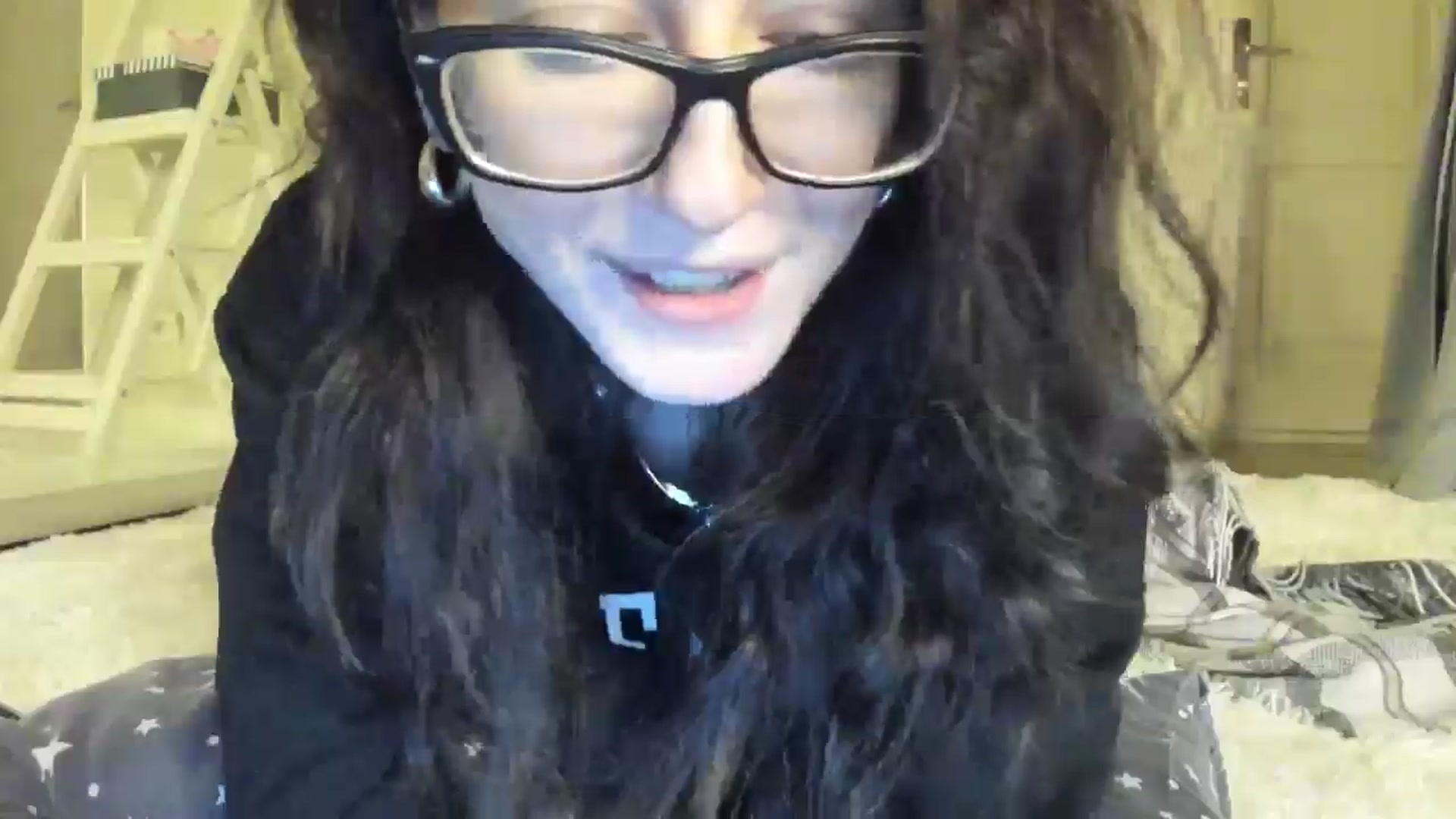 Gallery image thumbnail from Baby_Jewel's myfreecams stream on, 02/06/2025, 17:03 image 4 of 20