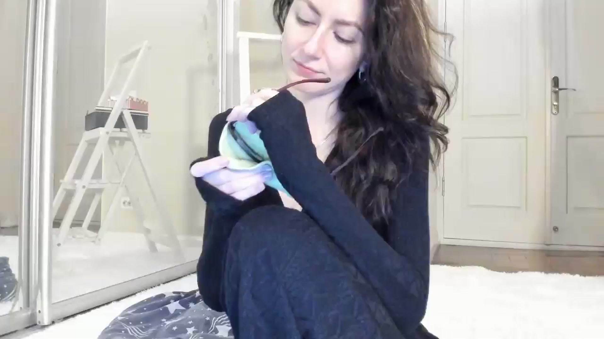 Gallery image thumbnail from Baby_Jewel's myfreecams stream on, 02/08/2025, 16:38 image 2 of 20