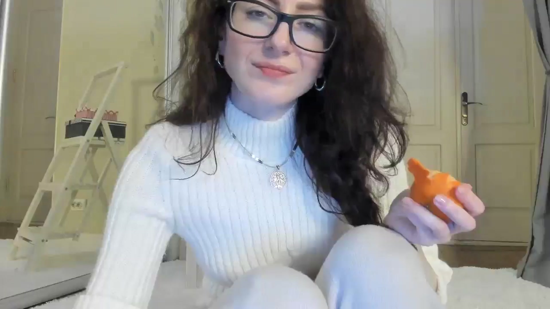 Gallery image thumbnail from Baby_Jewel's myfreecams stream on, 02/19/2025, 14:11 image 12 of 20