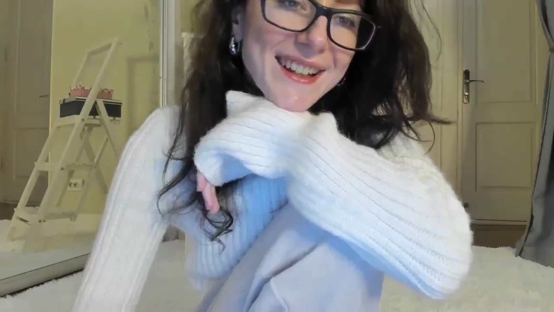 Gallery image thumbnail from Baby_Jewel's myfreecams stream on, 02/19/2025, 14:11 image 9 of 20