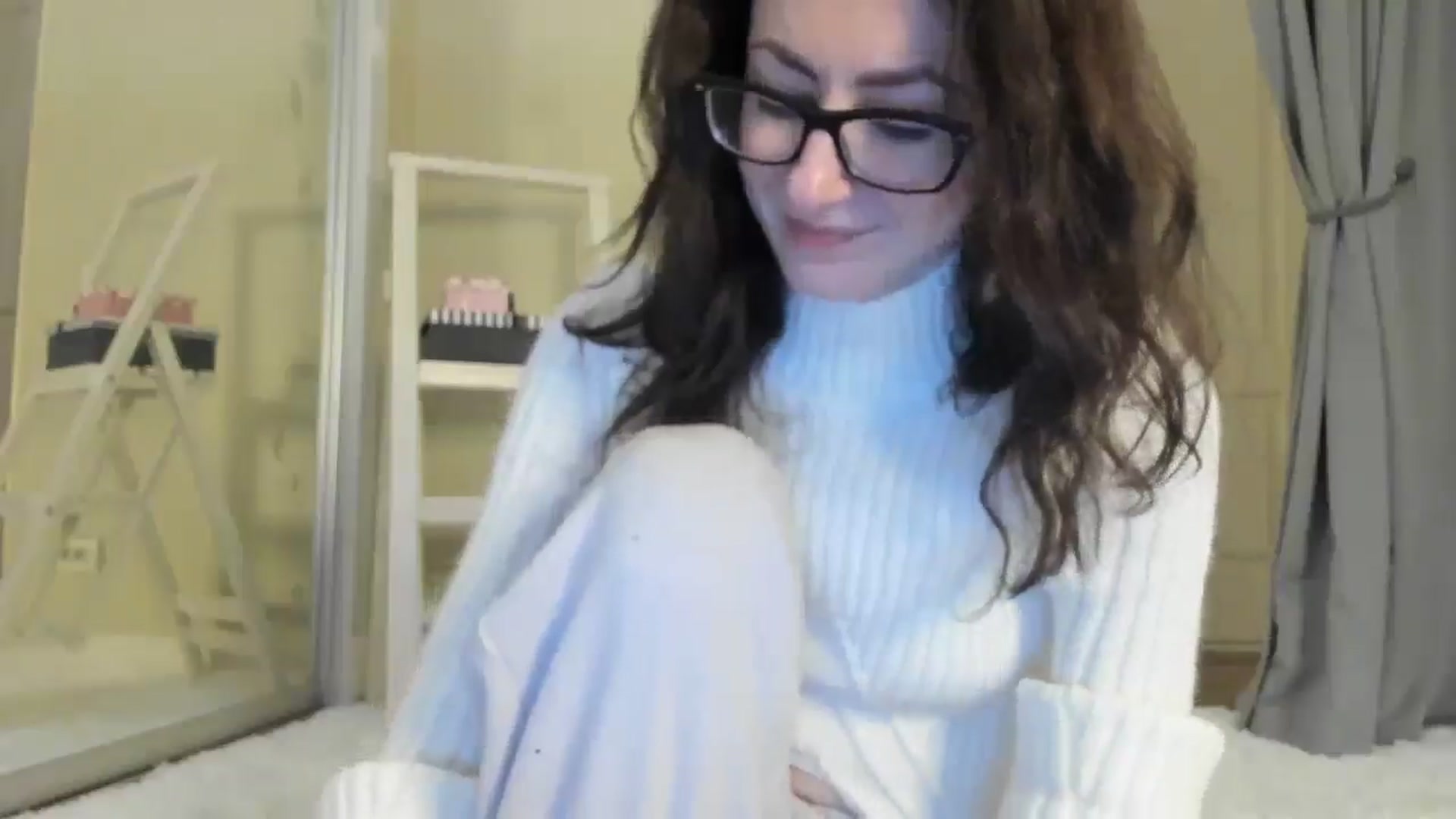 Gallery image thumbnail from Baby_Jewel's myfreecams stream on, 02/19/2025, 14:11 image 4 of 20