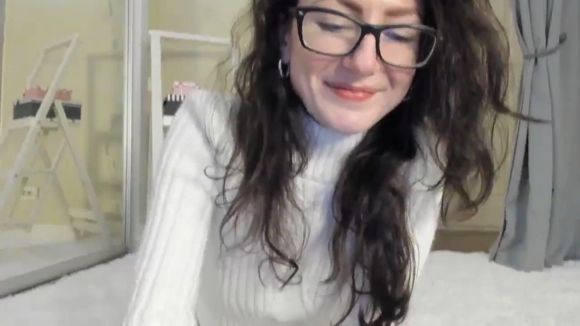 Gallery image thumbnail from Baby_Jewel's myfreecams stream on, 02/19/2025, 14:11 image 8 of 20