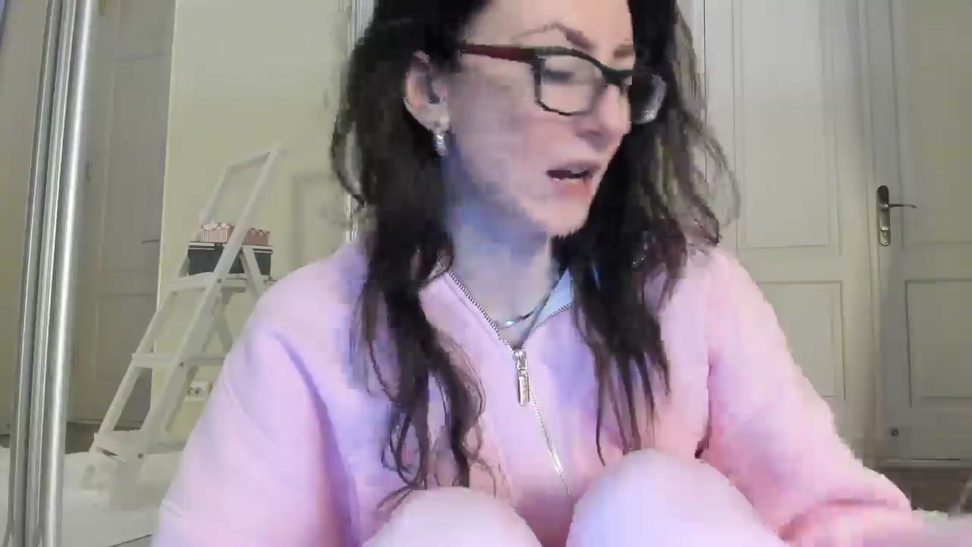 Gallery image thumbnail from Baby_Jewel's myfreecams stream on, 02/23/2025, 13:41 image 2 of 20