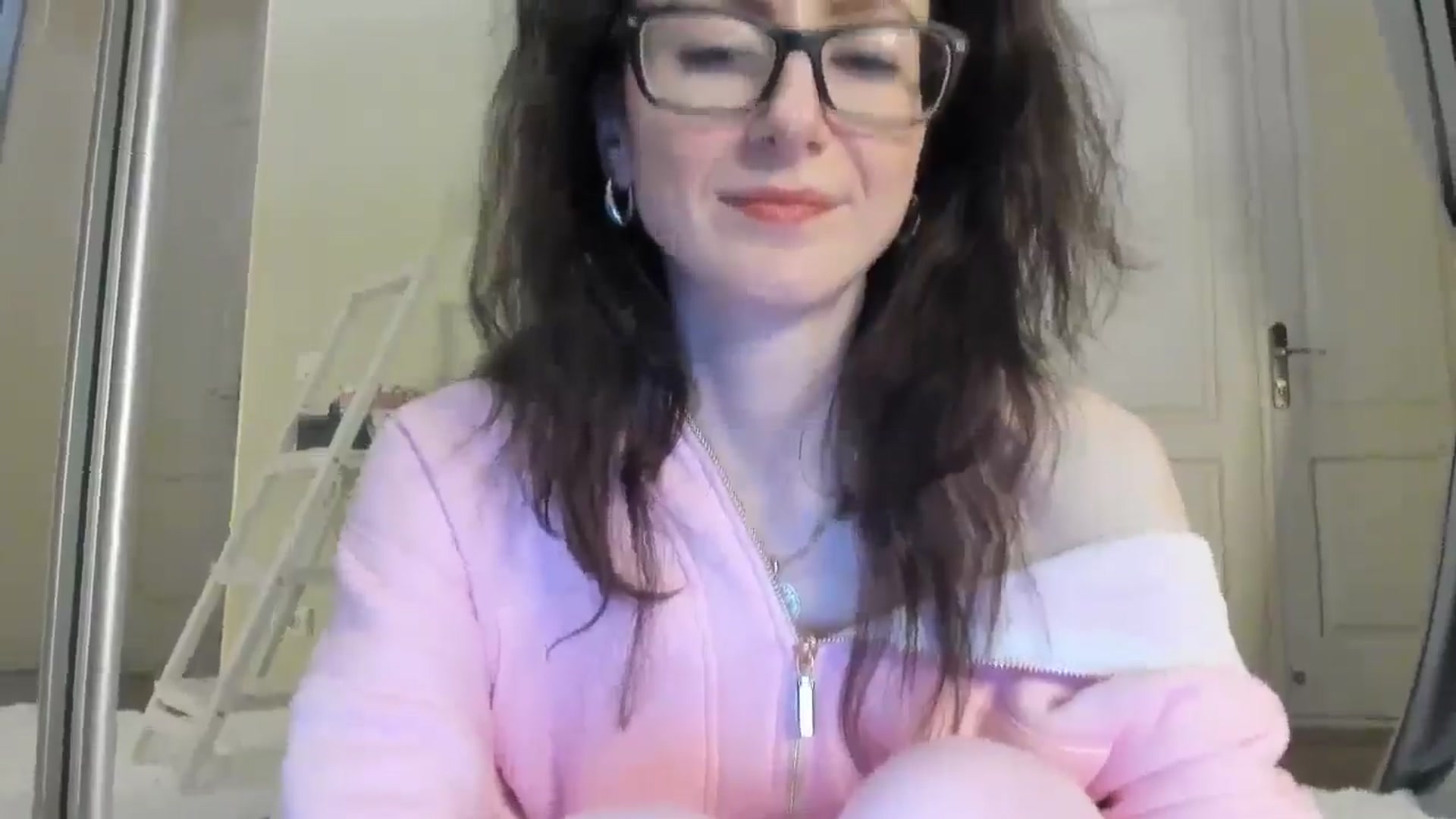 Gallery image thumbnail from Baby_Jewel's myfreecams stream on, 02/23/2025, 16:12 image 14 of 20