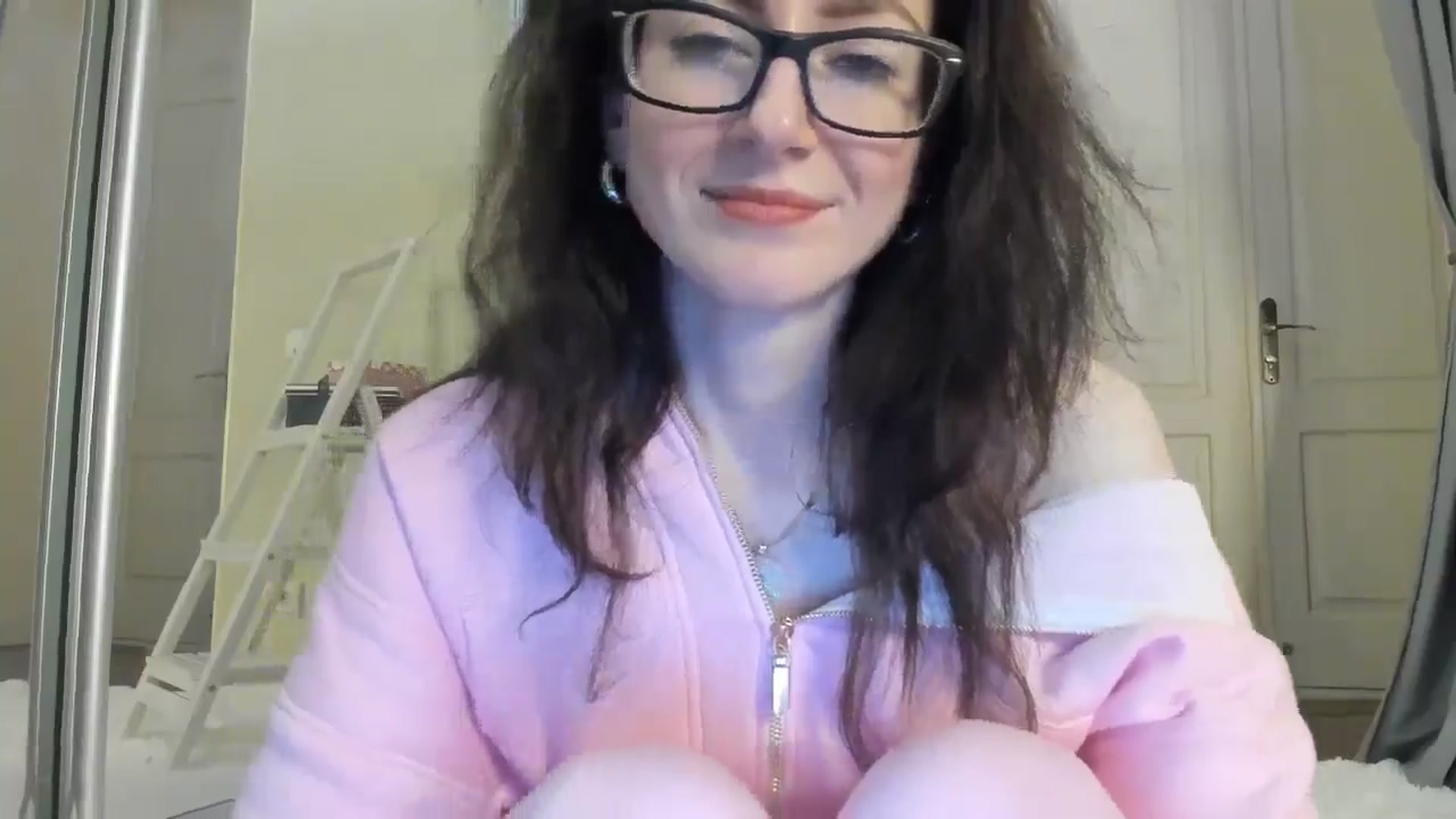 Gallery image thumbnail from Baby_Jewel's myfreecams stream on, 02/23/2025, 16:12 image 18 of 20