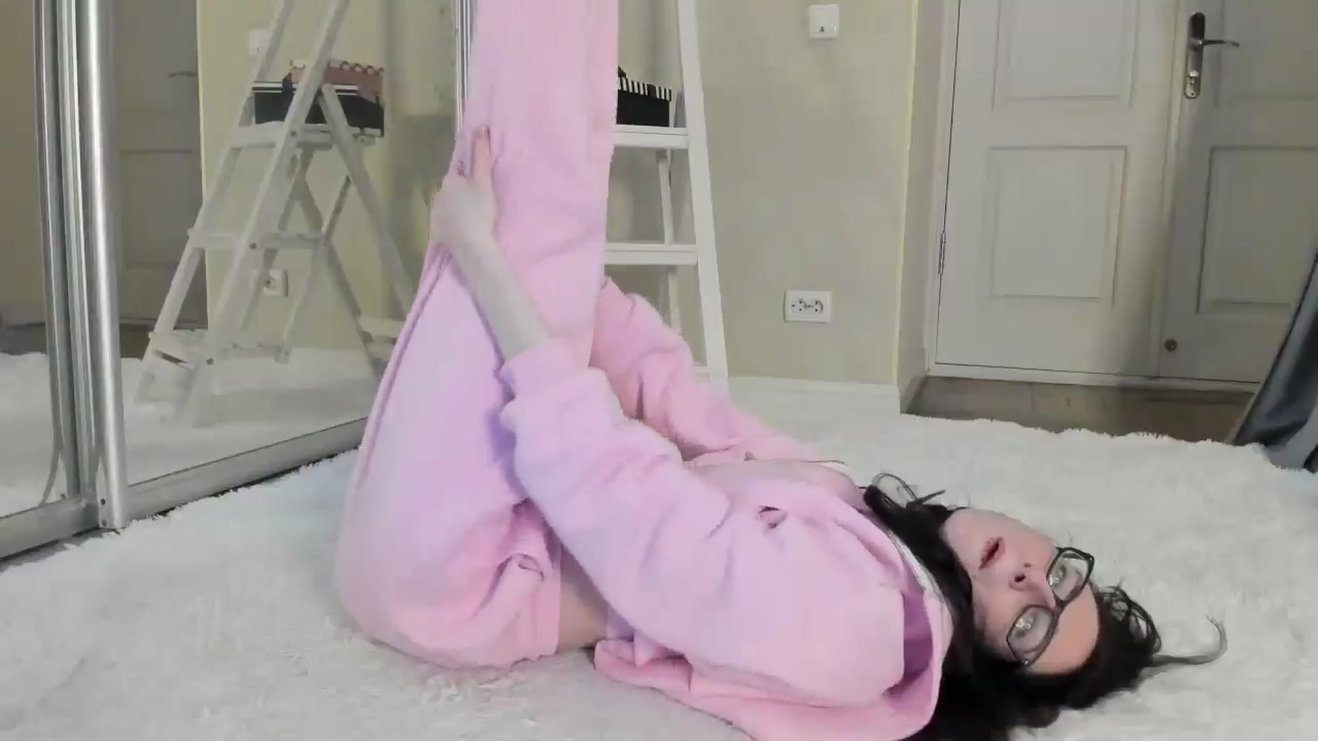 Gallery image thumbnail from Baby_Jewel's myfreecams stream on, 02/23/2025, 16:42 image 4 of 20