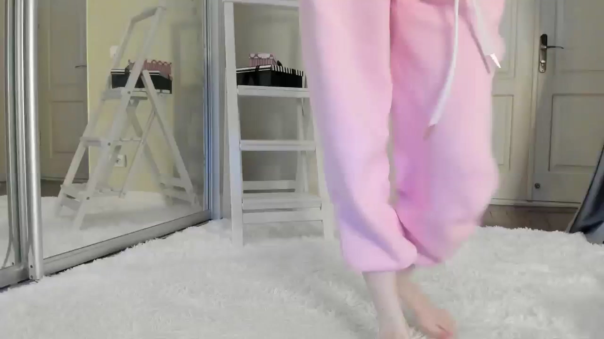 Gallery image thumbnail from Baby_Jewel's myfreecams stream on, 02/23/2025, 17:44 image 10 of 20