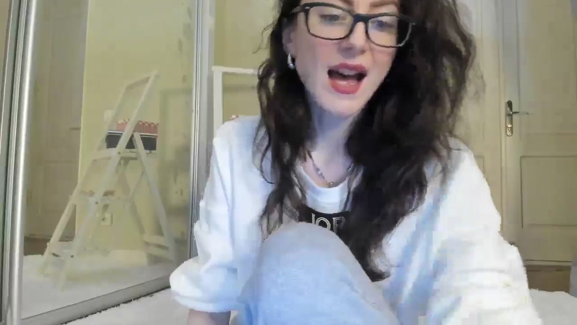Gallery image thumbnail from Baby_Jewel's myfreecams stream on, 03/07/2025, 14:03 image 3 of 20