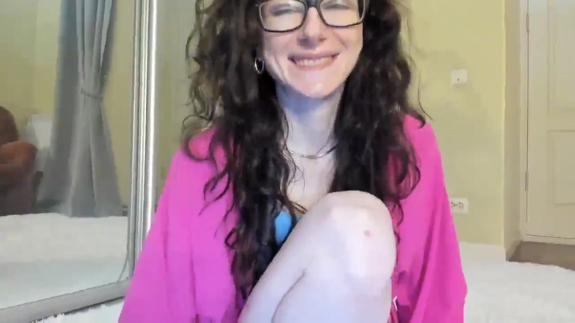 Gallery image thumbnail from Baby_Jewel's myfreecams stream on, 03/11/2025, 17:14 image 18 of 20