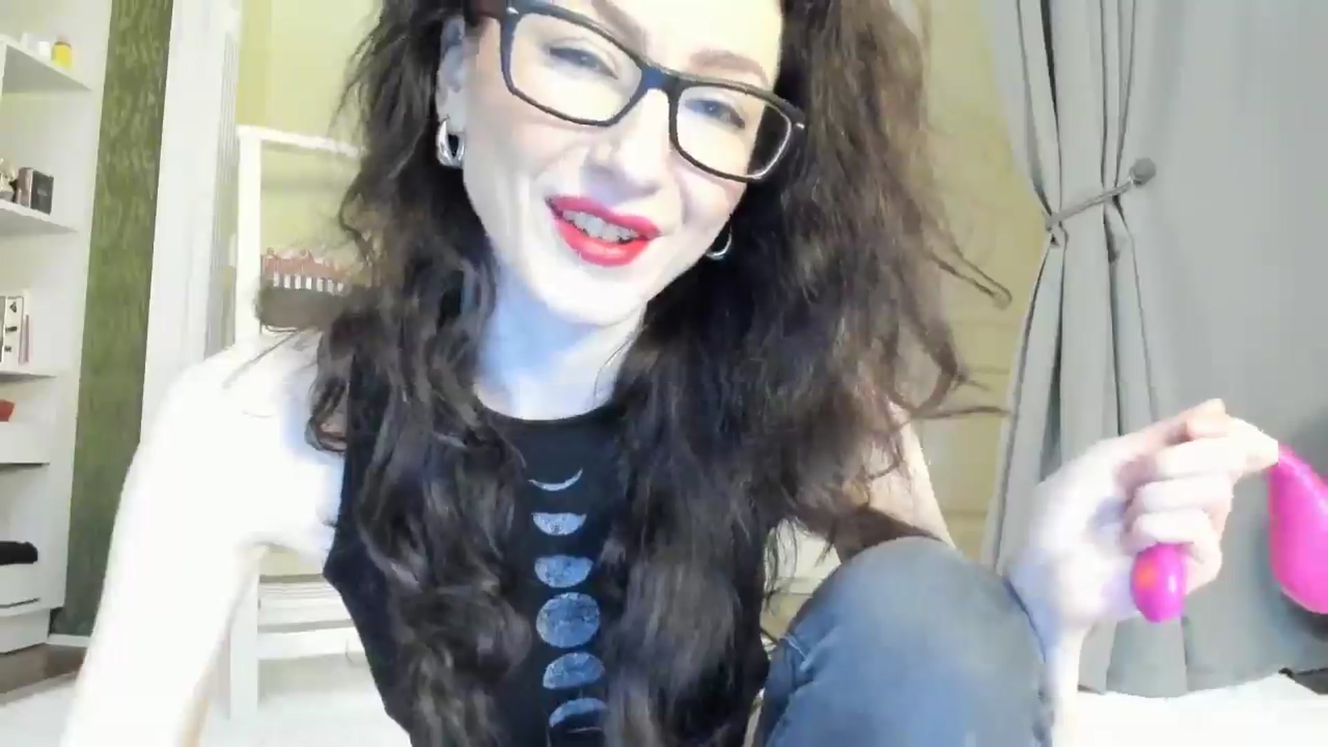 Gallery image thumbnail from Baby_Jewel's myfreecams stream on, 03/19/2025, 11:32 image 2 of 20