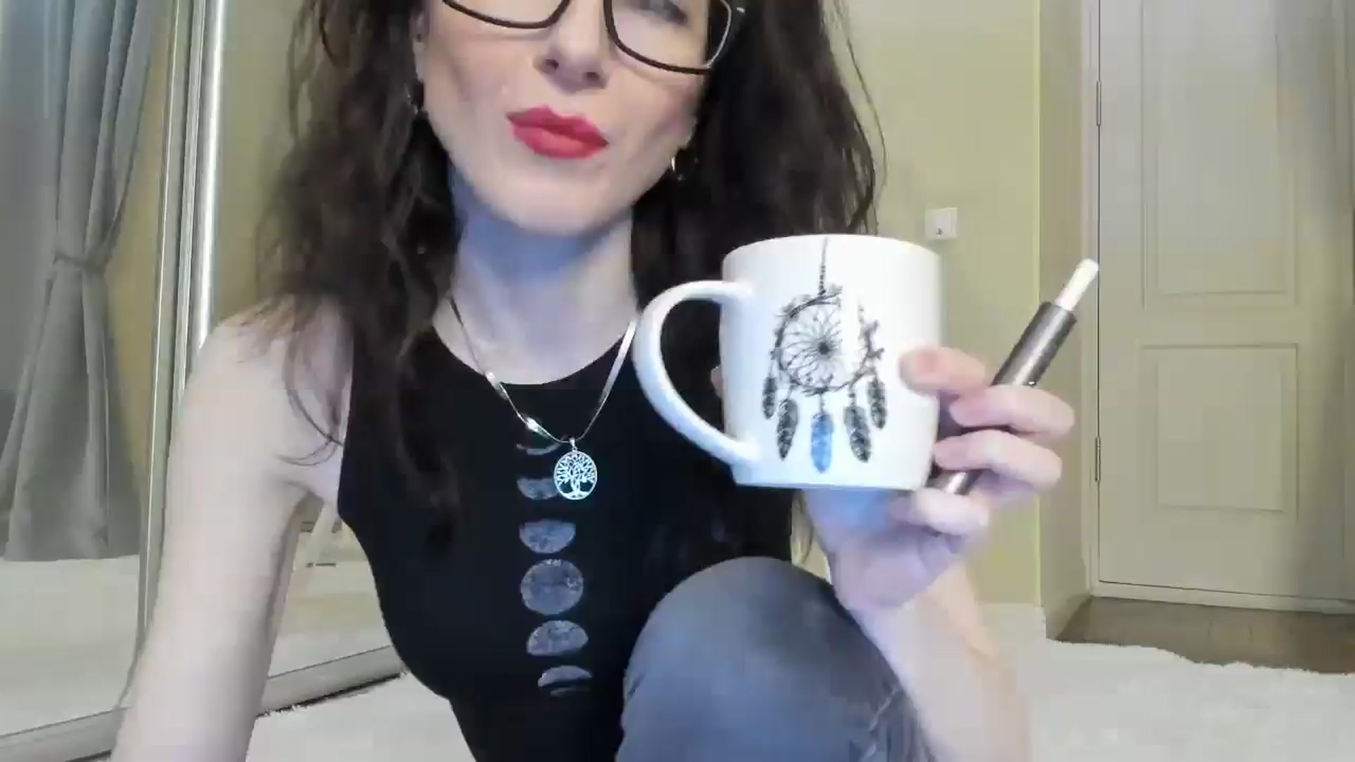 Gallery image thumbnail from Baby_Jewel's myfreecams stream on, 03/19/2025, 14:42 image 1 of 20