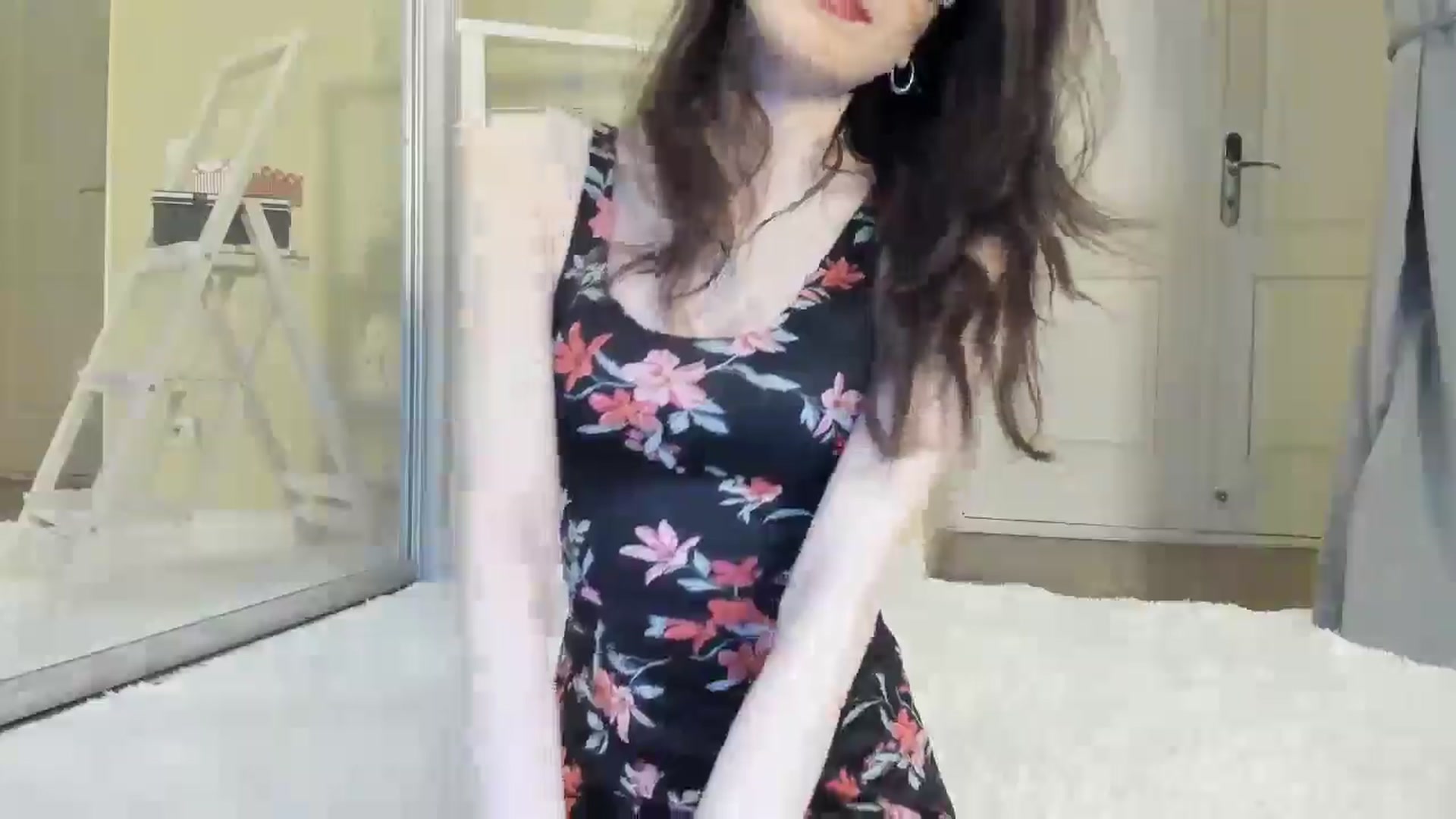 Gallery image thumbnail from Baby_Jewel's myfreecams stream on, 03/23/2025, 11:56 image 5 of 20
