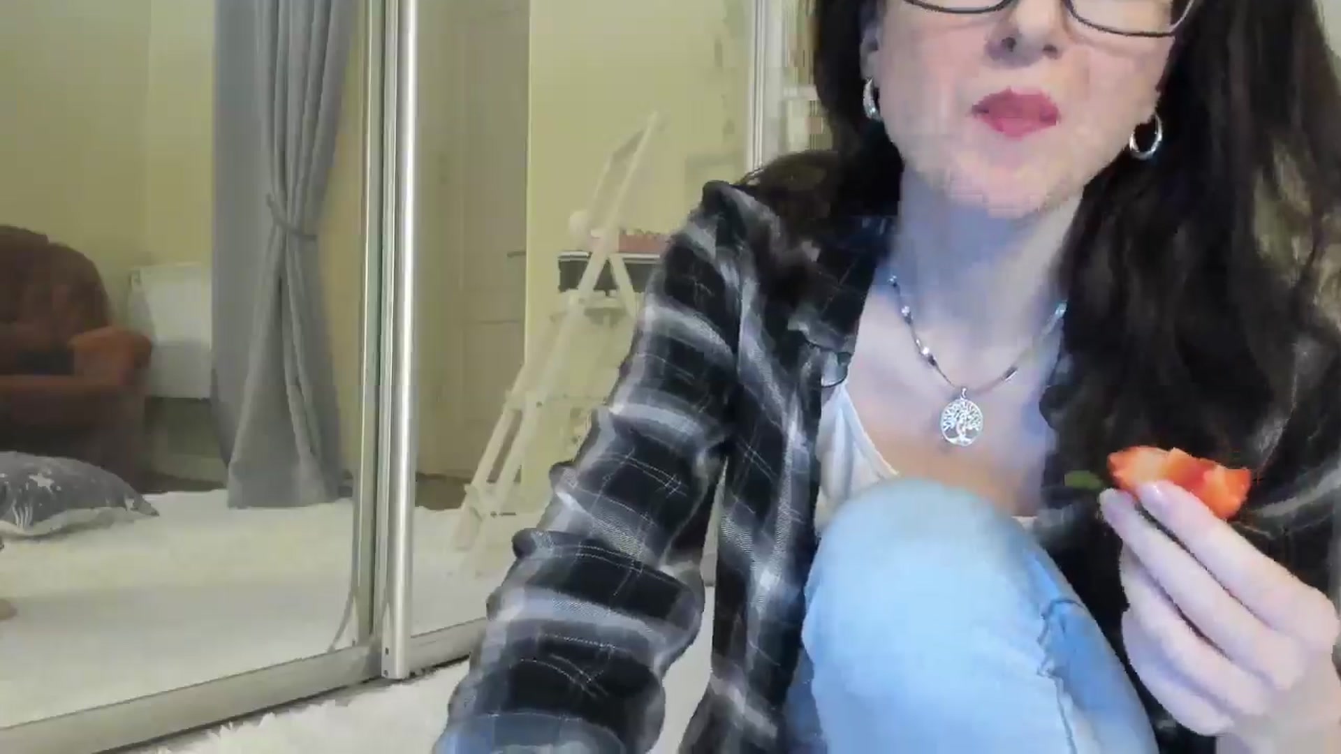 Gallery image thumbnail from Baby_Jewel's myfreecams stream on, 03/26/2025, 15:07 image 19 of 20