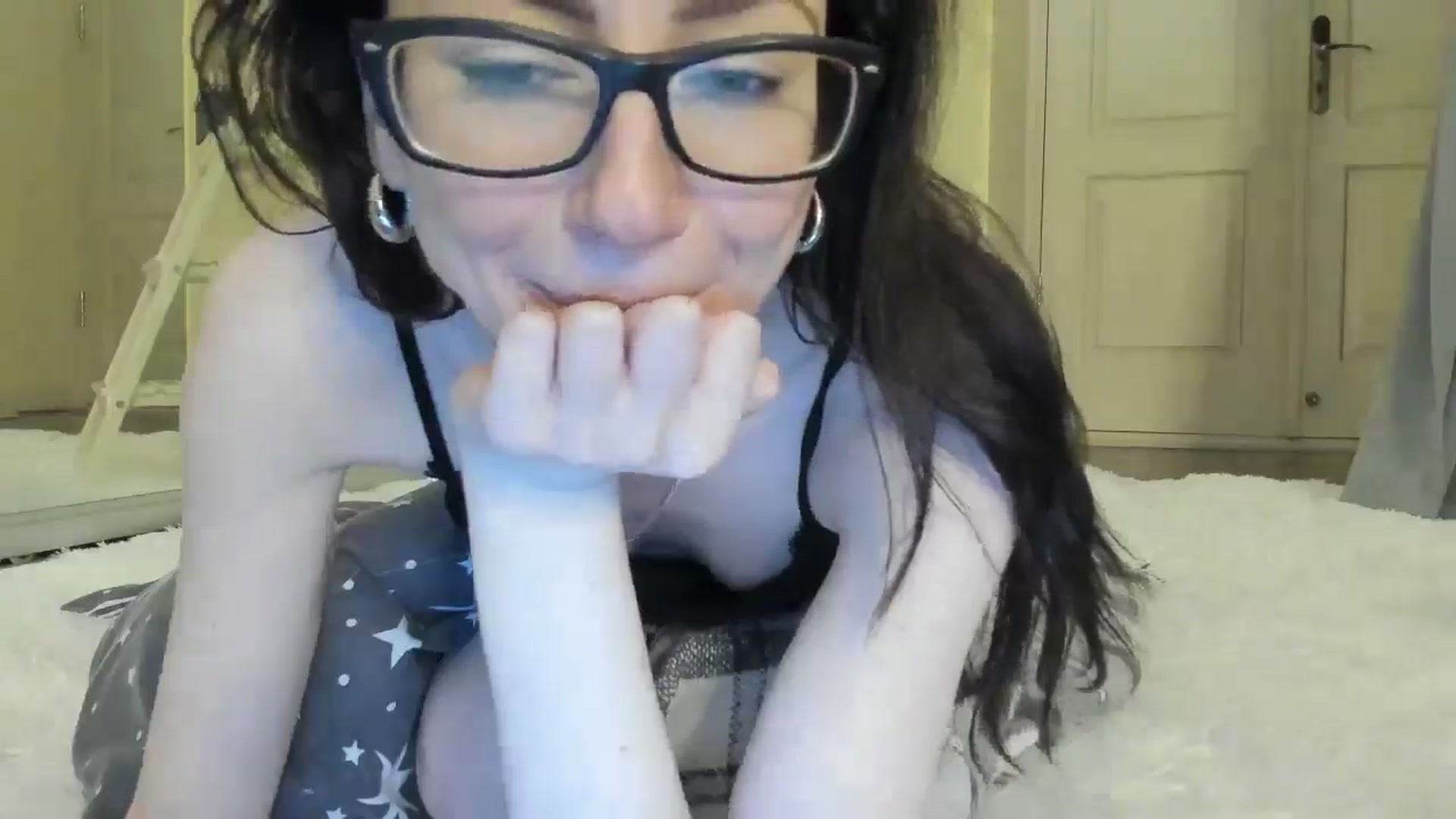 Gallery image thumbnail from Baby_Jewel's myfreecams stream on, 04/03/2025, 16:05 image 6 of 20