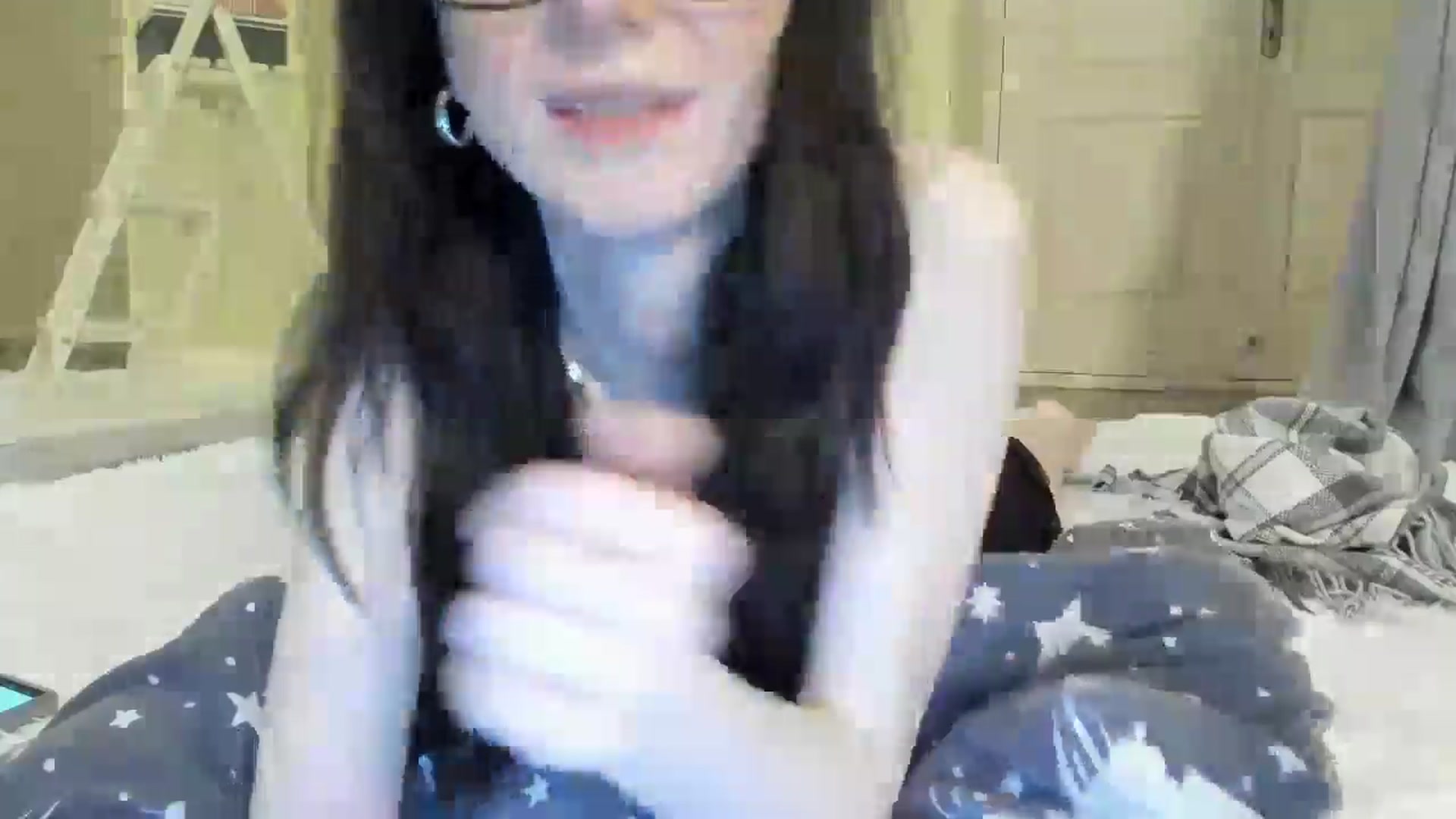 Gallery image thumbnail from Baby_Jewel's myfreecams stream on, 04/03/2025, 16:05 image 16 of 20