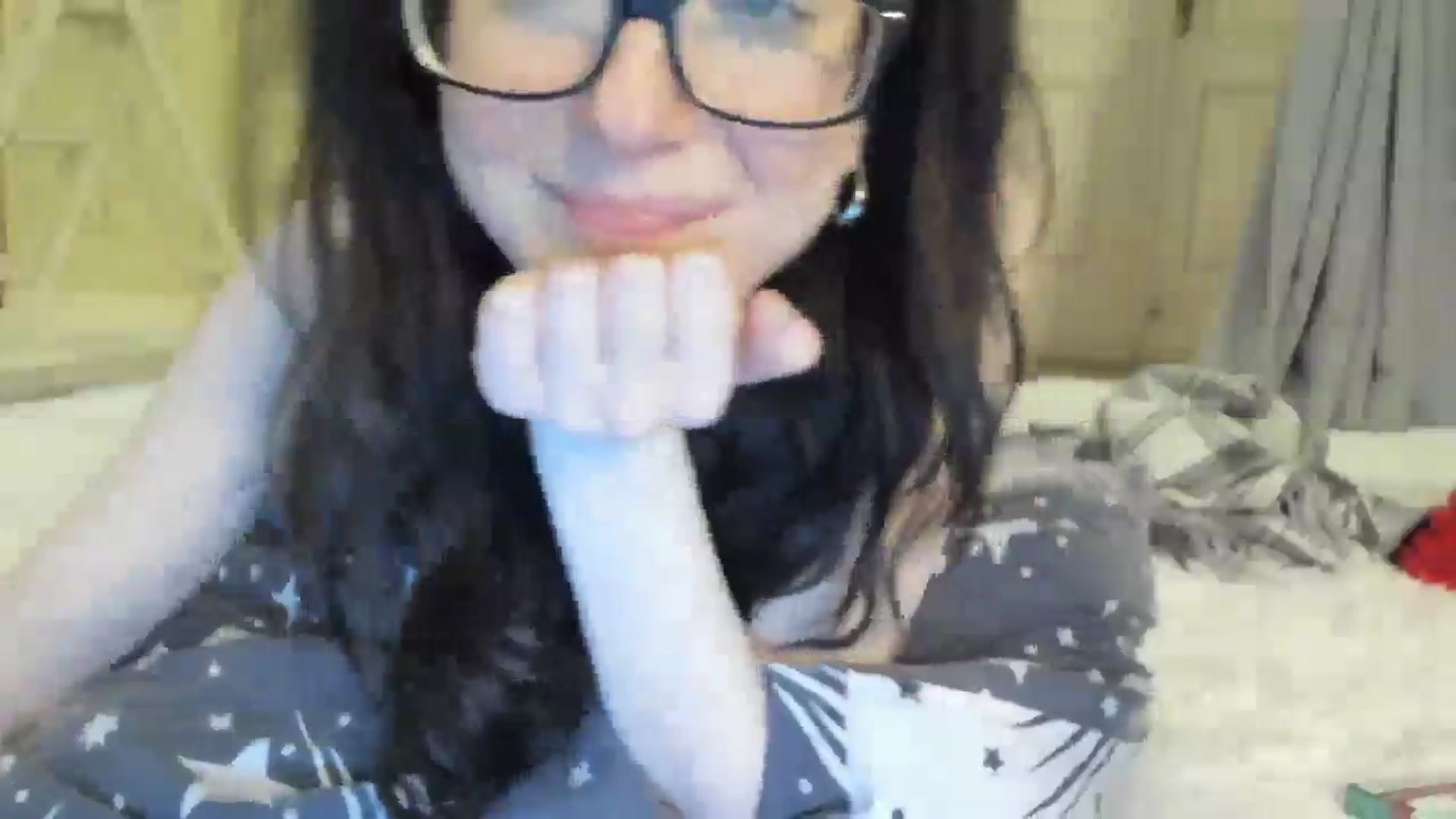 Gallery image thumbnail from Baby_Jewel's myfreecams stream on, 04/03/2025, 16:05 image 15 of 20