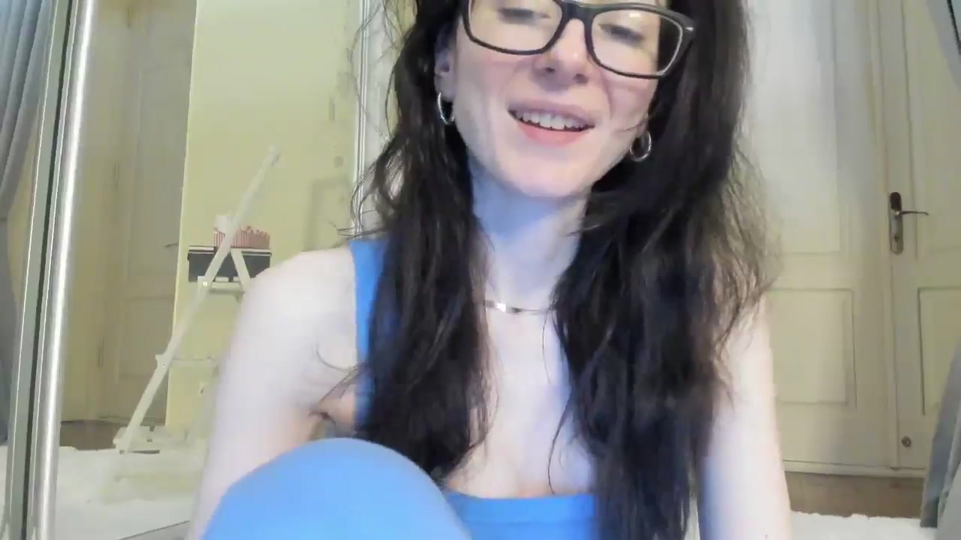 Gallery image thumbnail from Baby_Jewel's myfreecams stream on, 04/05/2025, 13:32 image 12 of 20