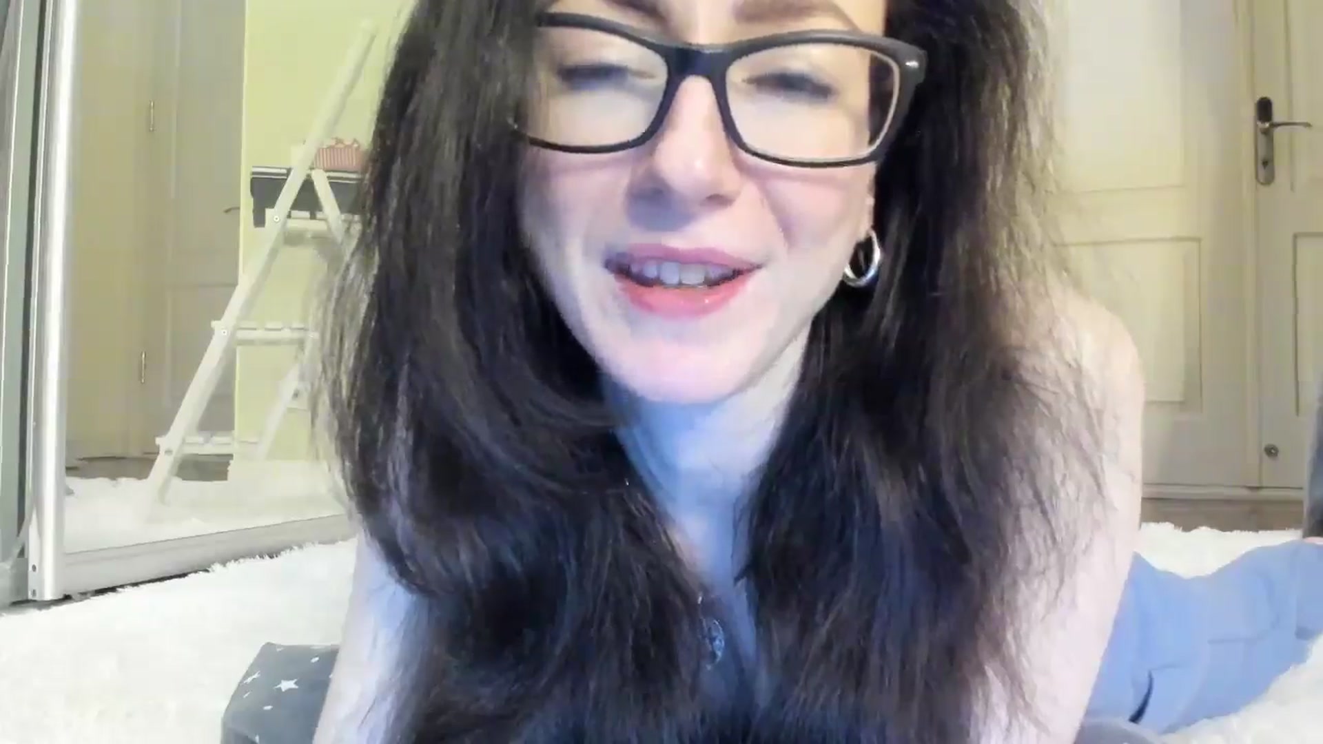 Gallery image thumbnail from Baby_Jewel's myfreecams stream on, 04/05/2025, 14:17 image 14 of 20