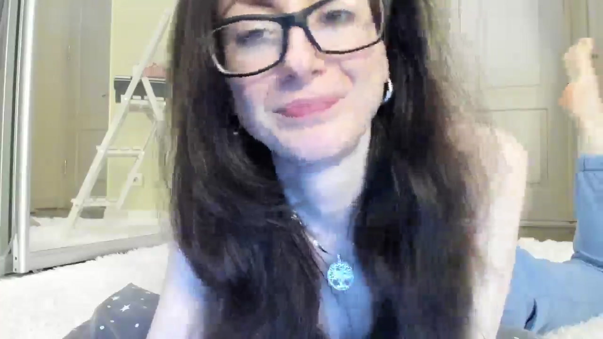 Gallery image thumbnail from Baby_Jewel's myfreecams stream on, 04/05/2025, 14:17 image 4 of 20