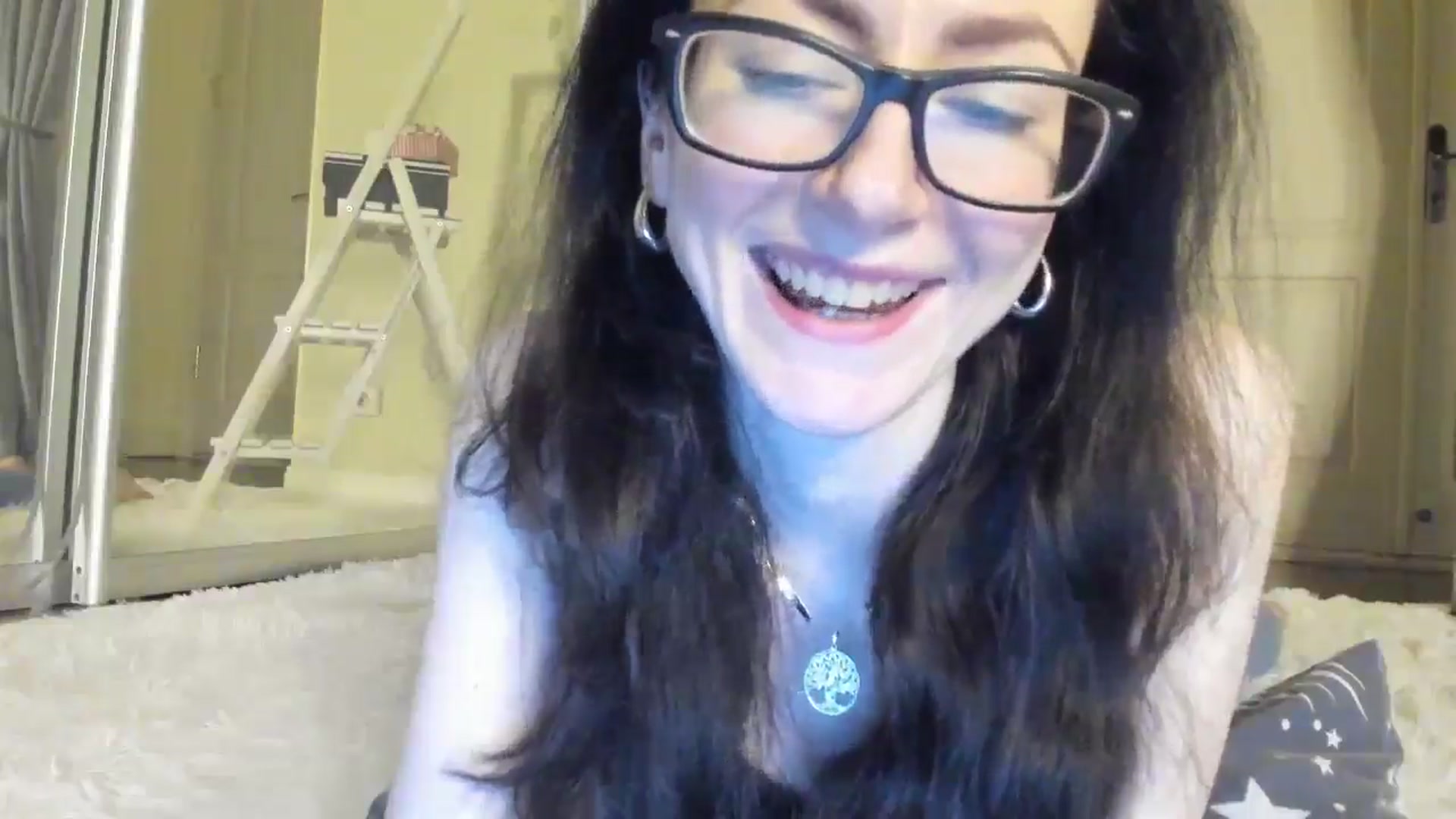 Gallery image thumbnail from Baby_Jewel's myfreecams stream on, 04/05/2025, 15:30 image 18 of 20