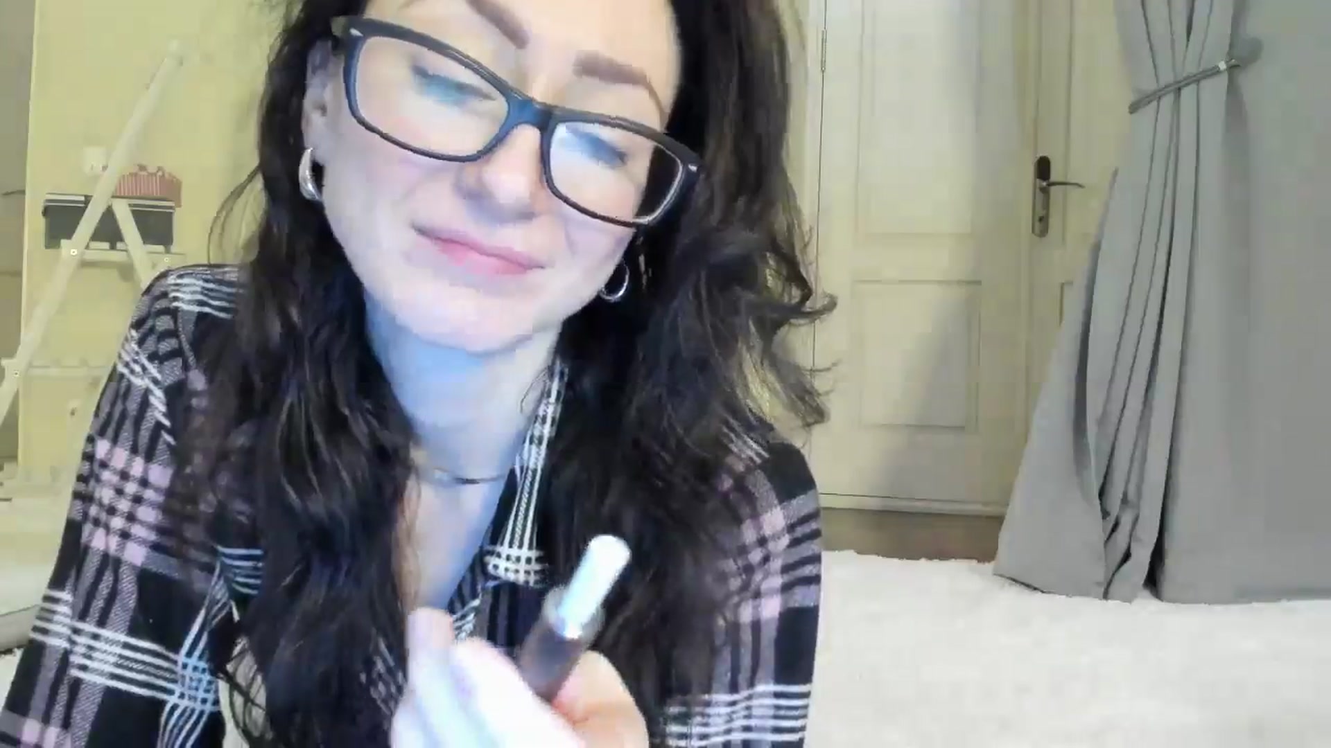 Gallery image thumbnail from Baby_Jewel's myfreecams stream on, 04/06/2025, 10:34 image 9 of 20