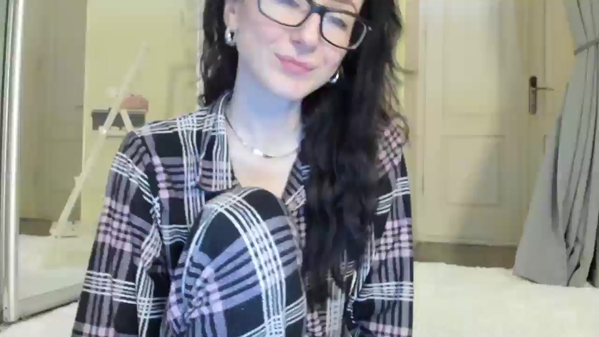Gallery image thumbnail from Baby_Jewel's myfreecams stream on, 04/06/2025, 10:54 image 17 of 20