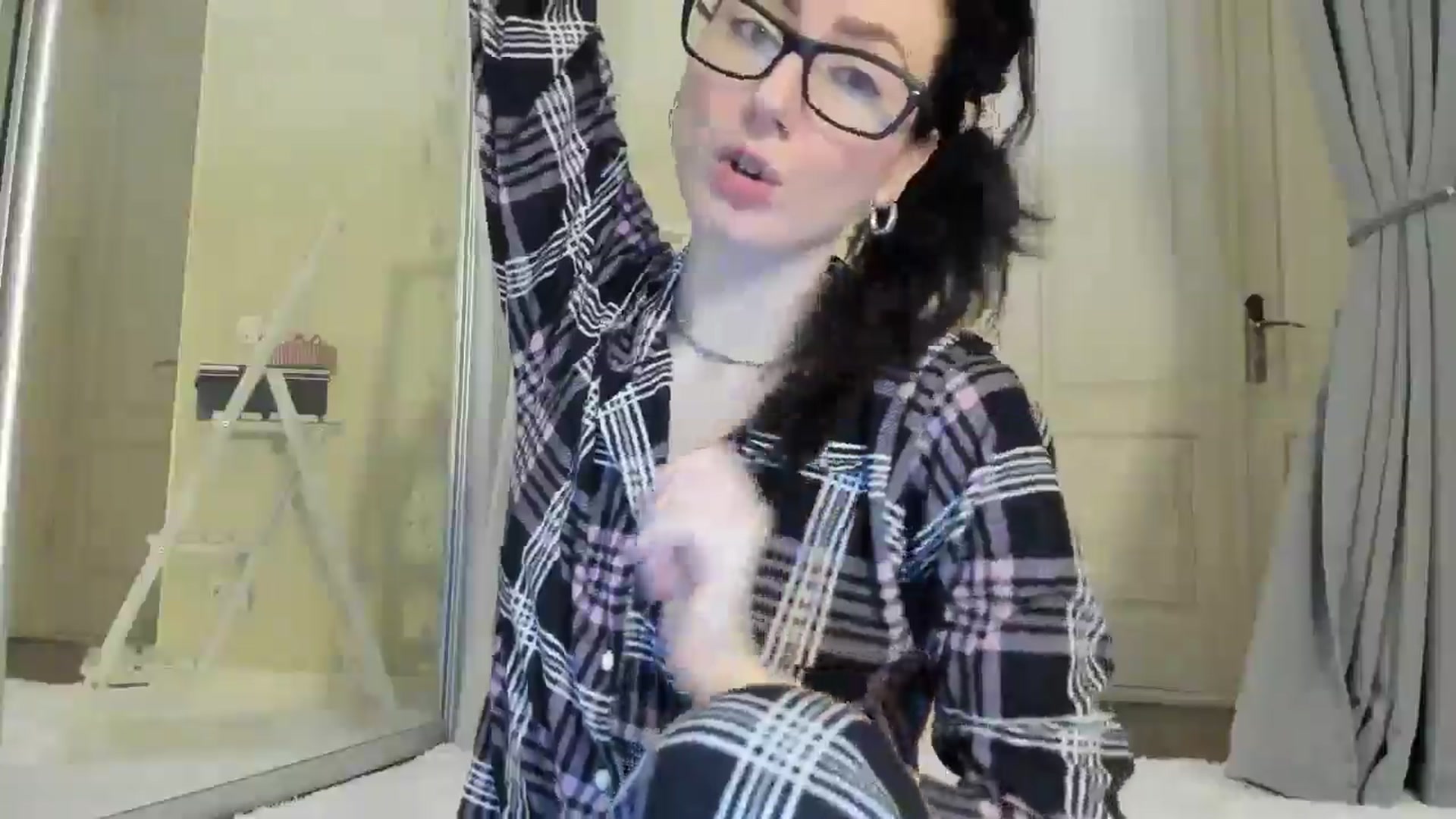 Gallery image thumbnail from Baby_Jewel's myfreecams stream on, 04/06/2025, 10:54 image 10 of 20