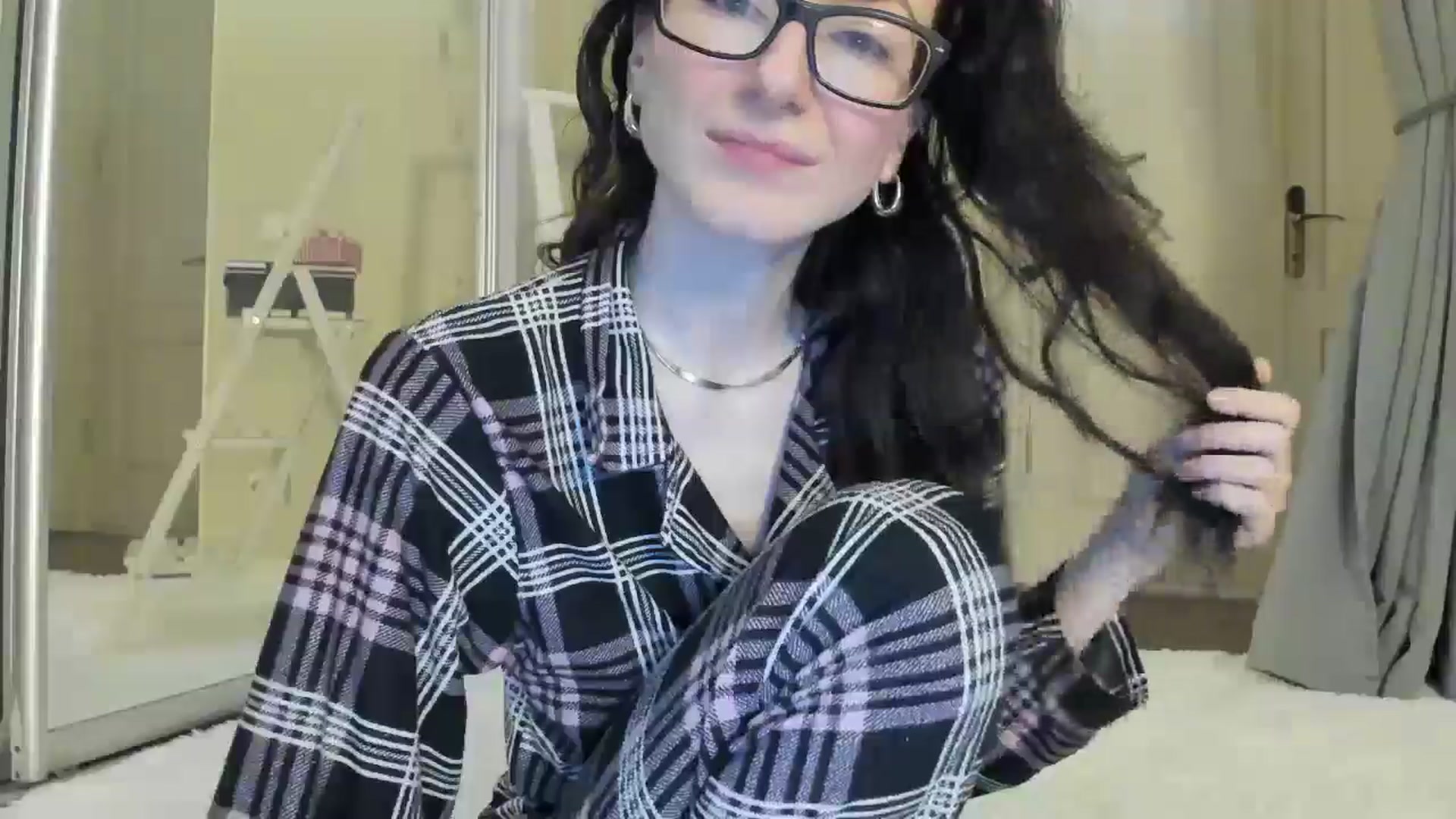 Gallery image thumbnail from Baby_Jewel's myfreecams stream on, 04/06/2025, 10:54 image 15 of 20