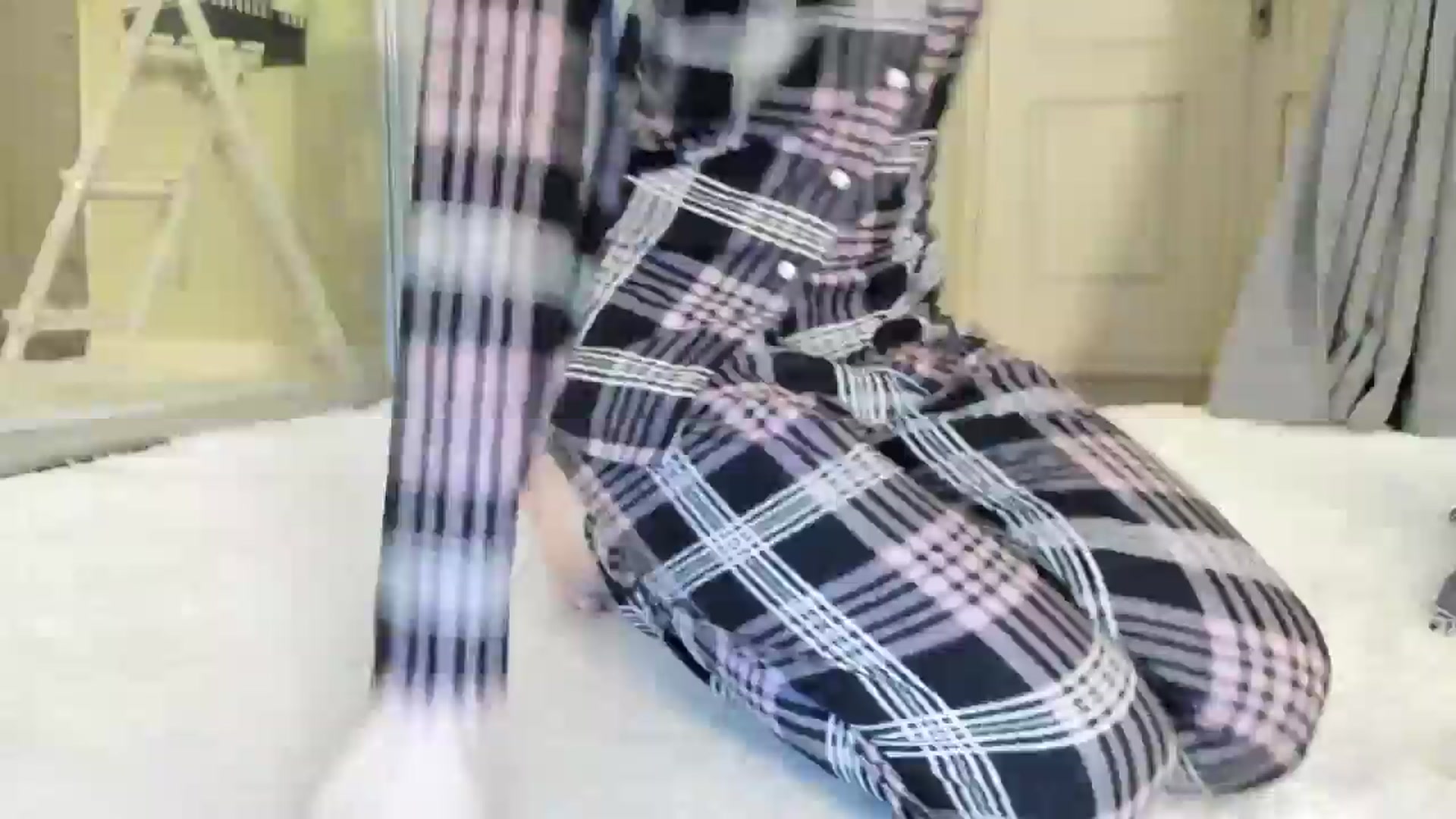 Gallery image thumbnail from Baby_Jewel's myfreecams stream on, 04/06/2025, 12:23 image 16 of 20